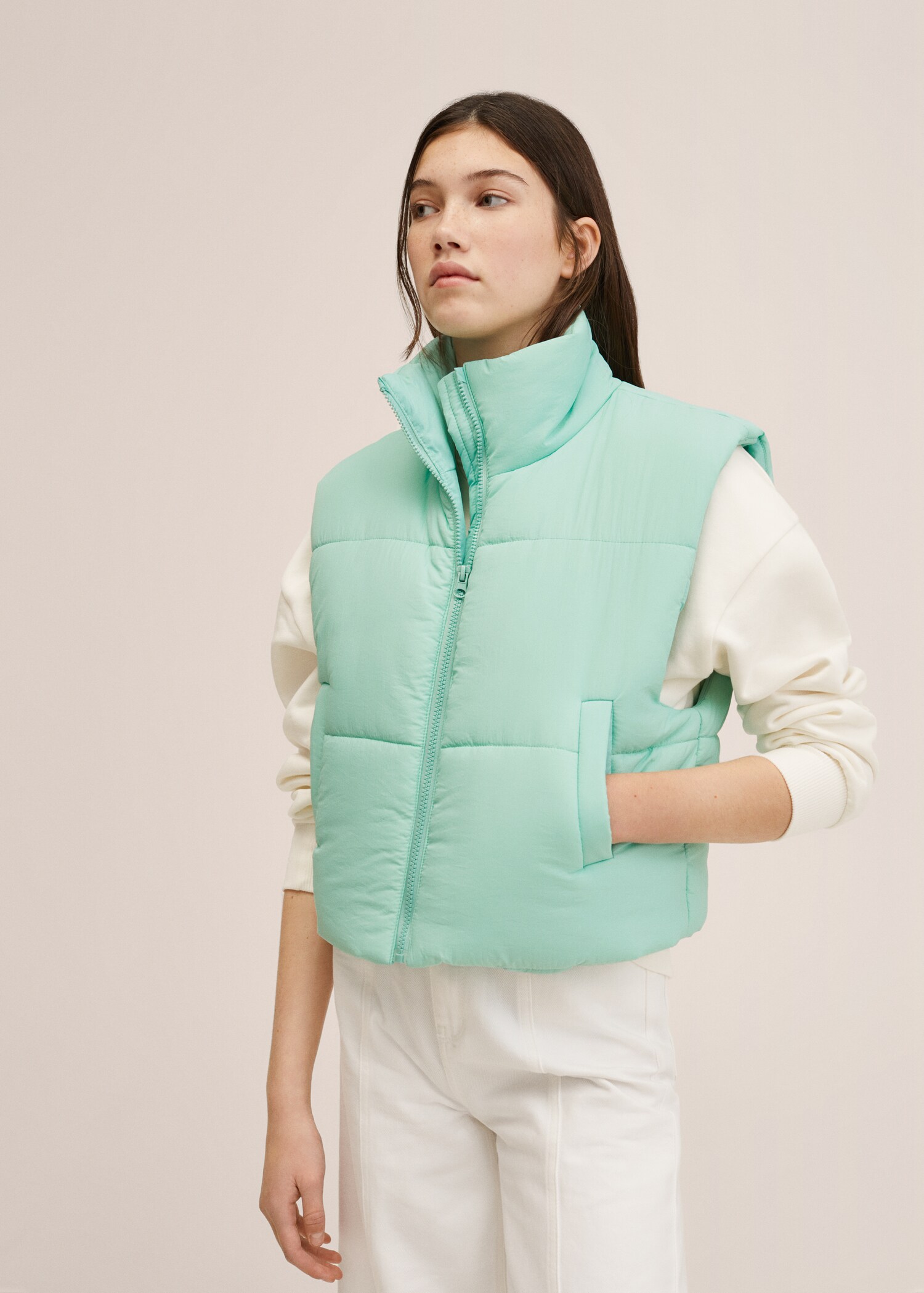 Gilet matelassé crop - Plan moyen