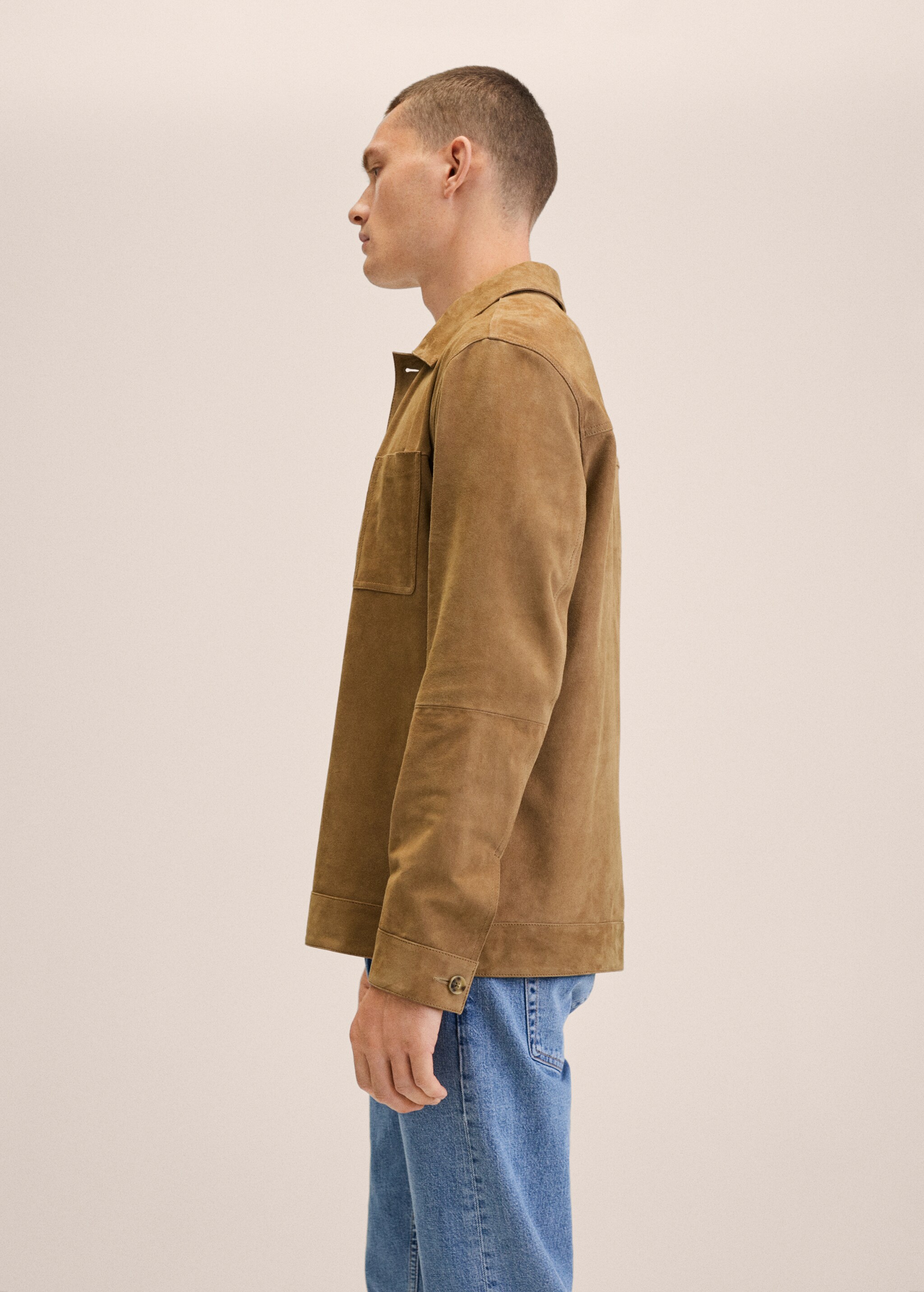 Chest-pocket suede jacket - Details of the article 2