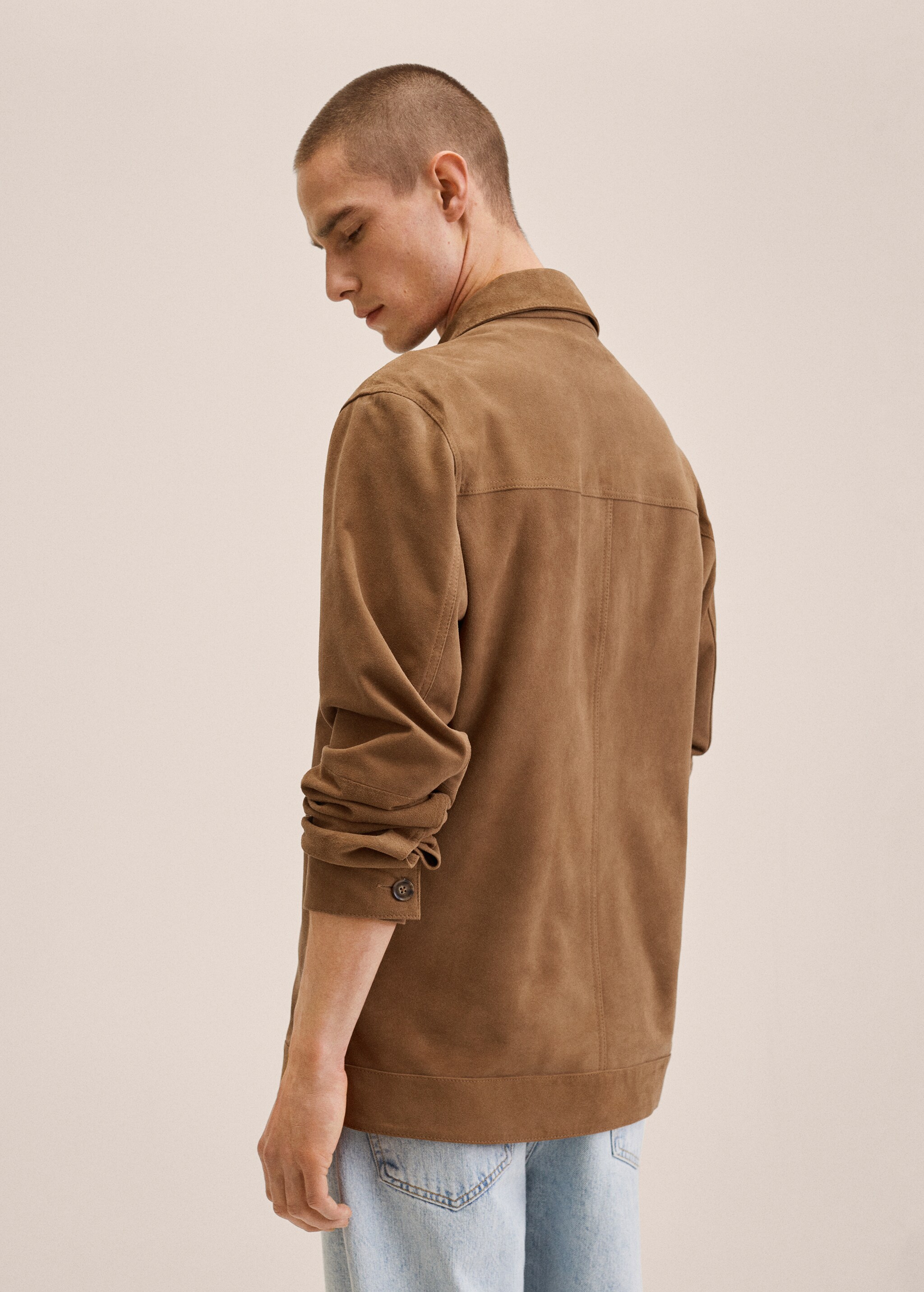 Chest-pocket suede jacket - Reverse of the article