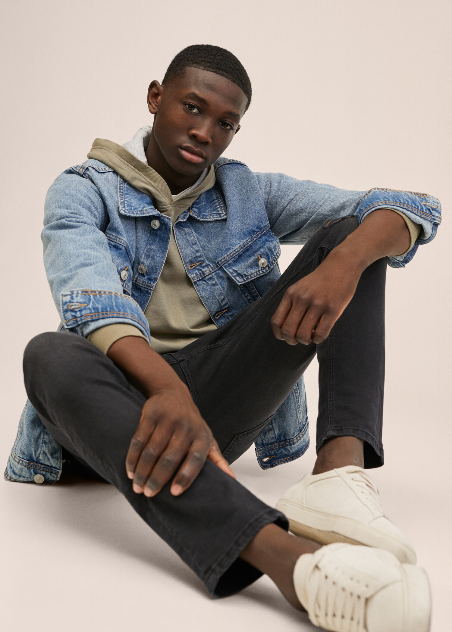 Pockets denim jacket - Details of the article 3