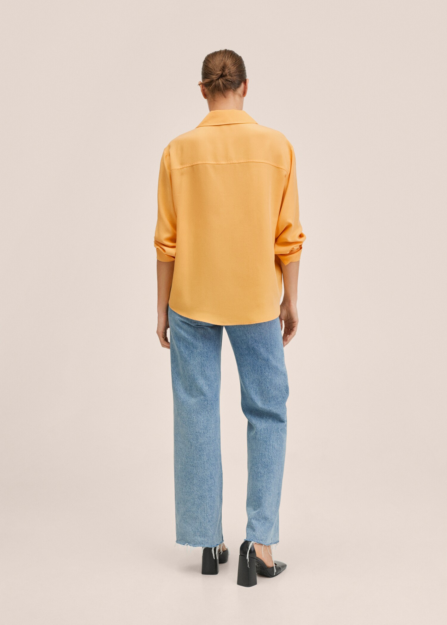 Oversized lyocell blouse - Achterkant van het artikel