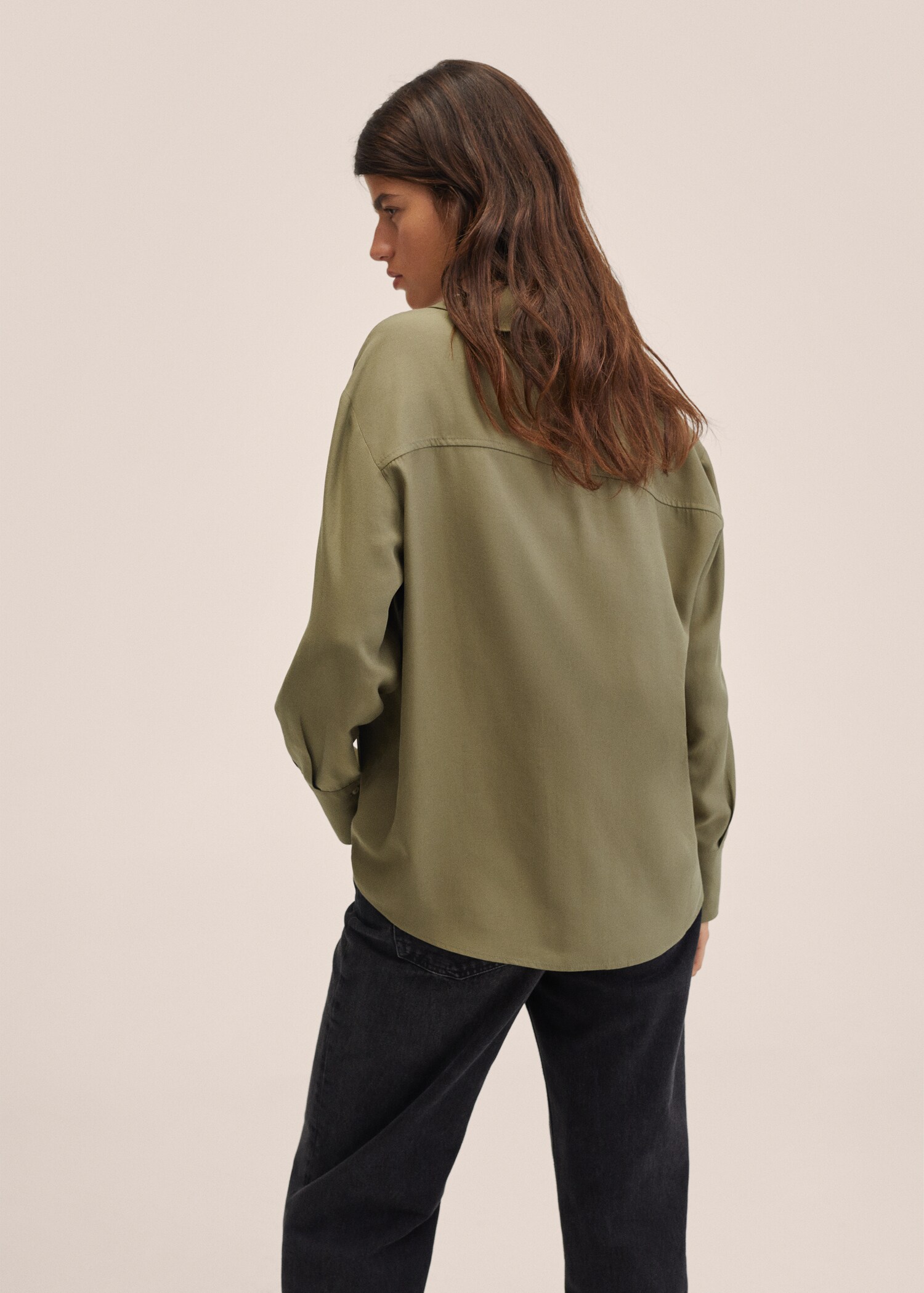 Oversized lyocell blouse - Achterkant van het artikel