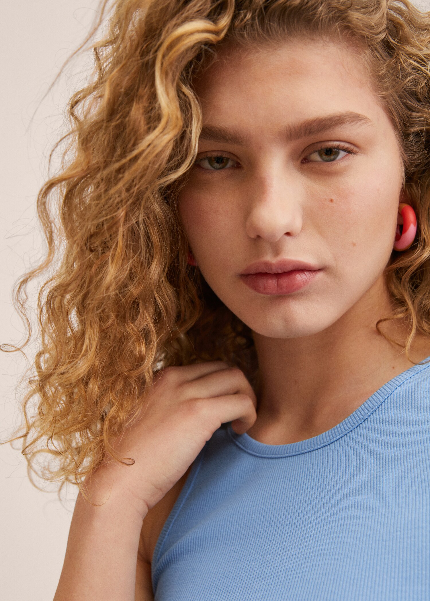 Ribbed cotton-blend top - Details of the article 1