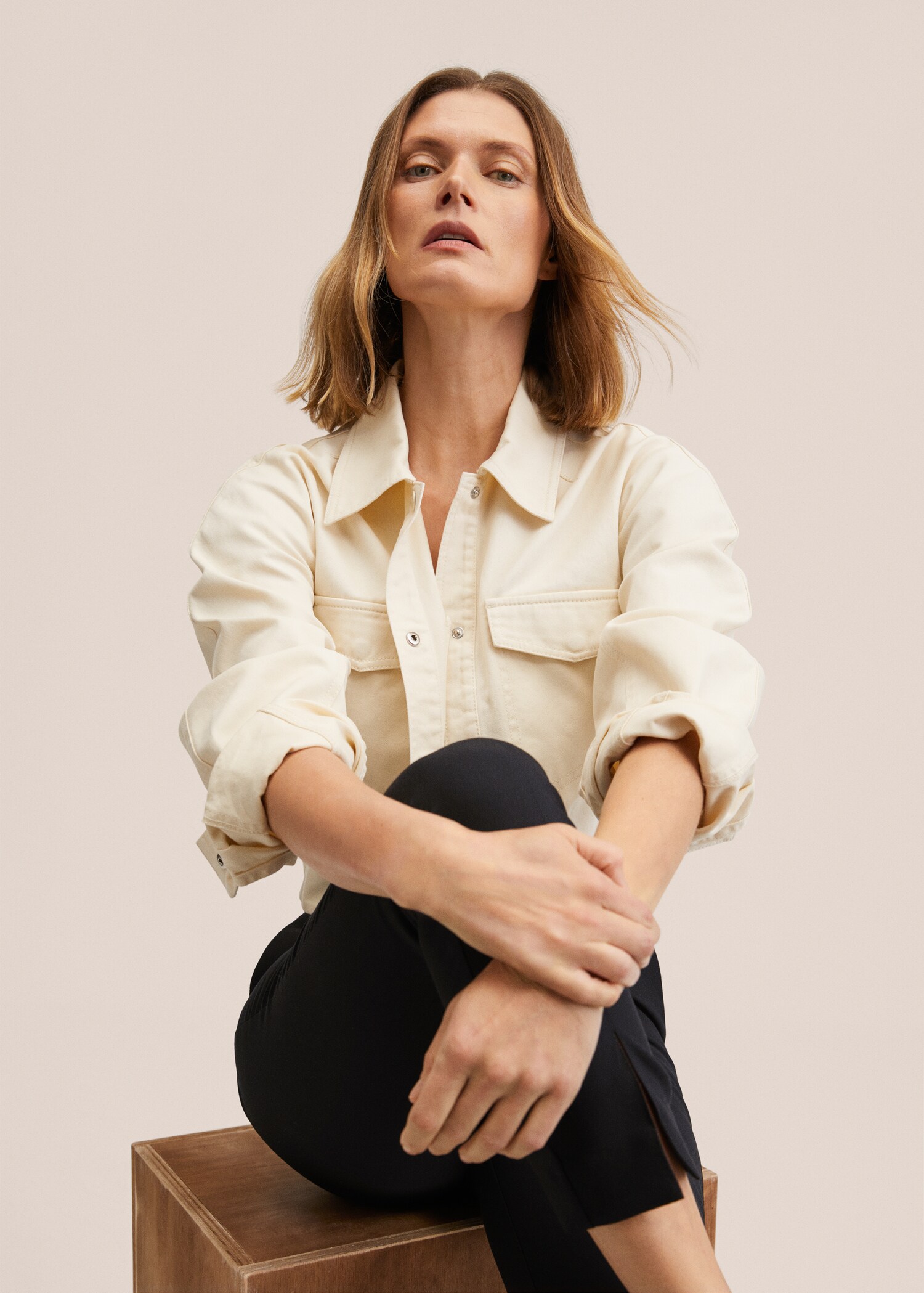 Skinny pants with side slit - Details of the article 2