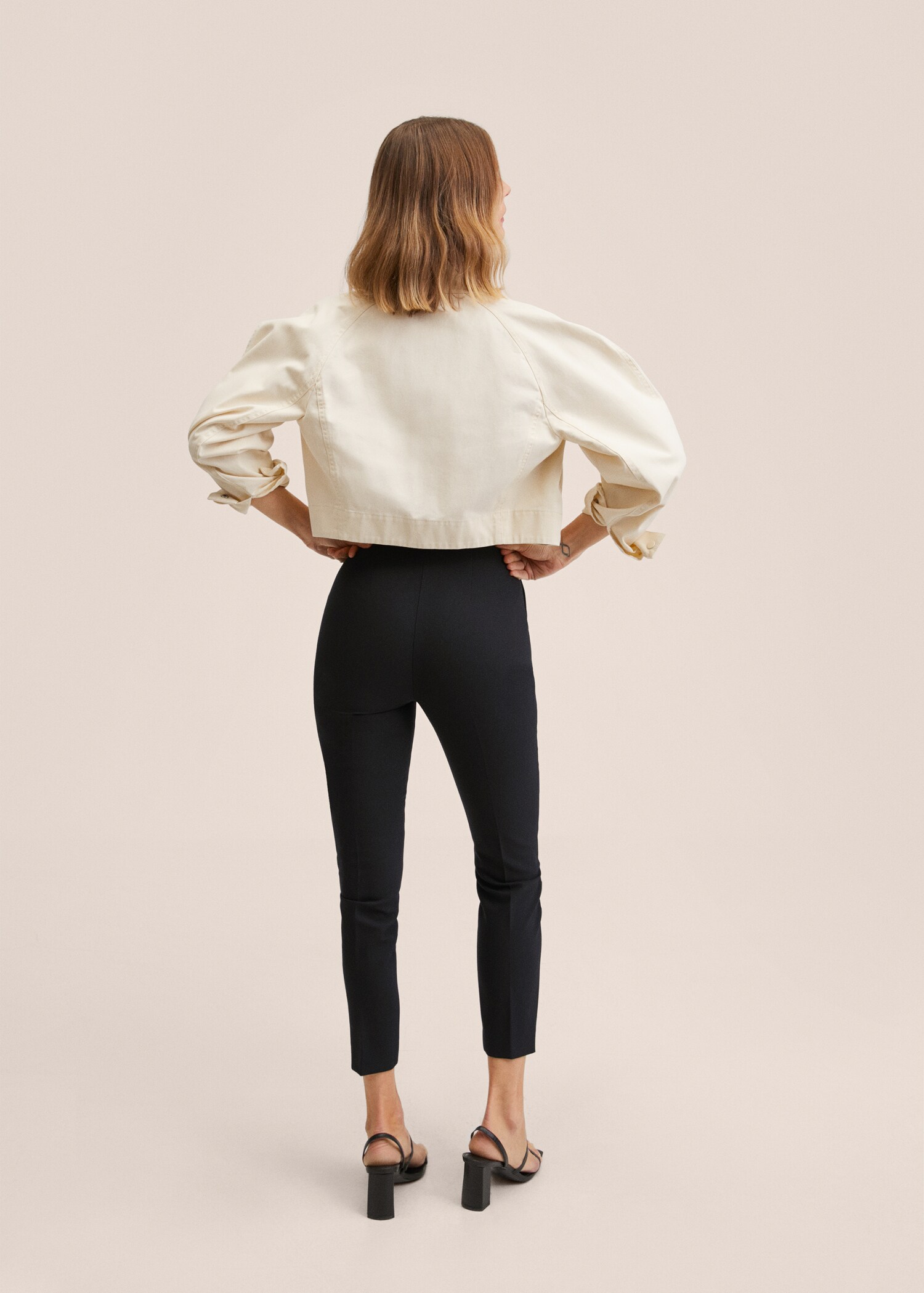 Skinny pants with side slit - Reverse of the article