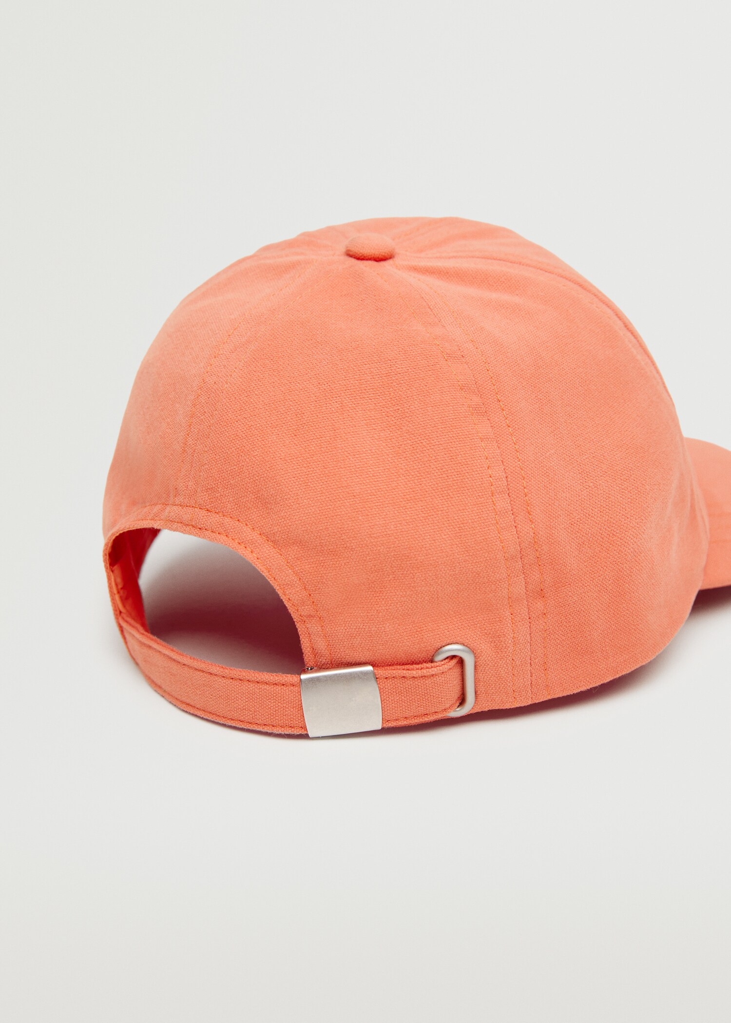 Cap with visor - Medium plane