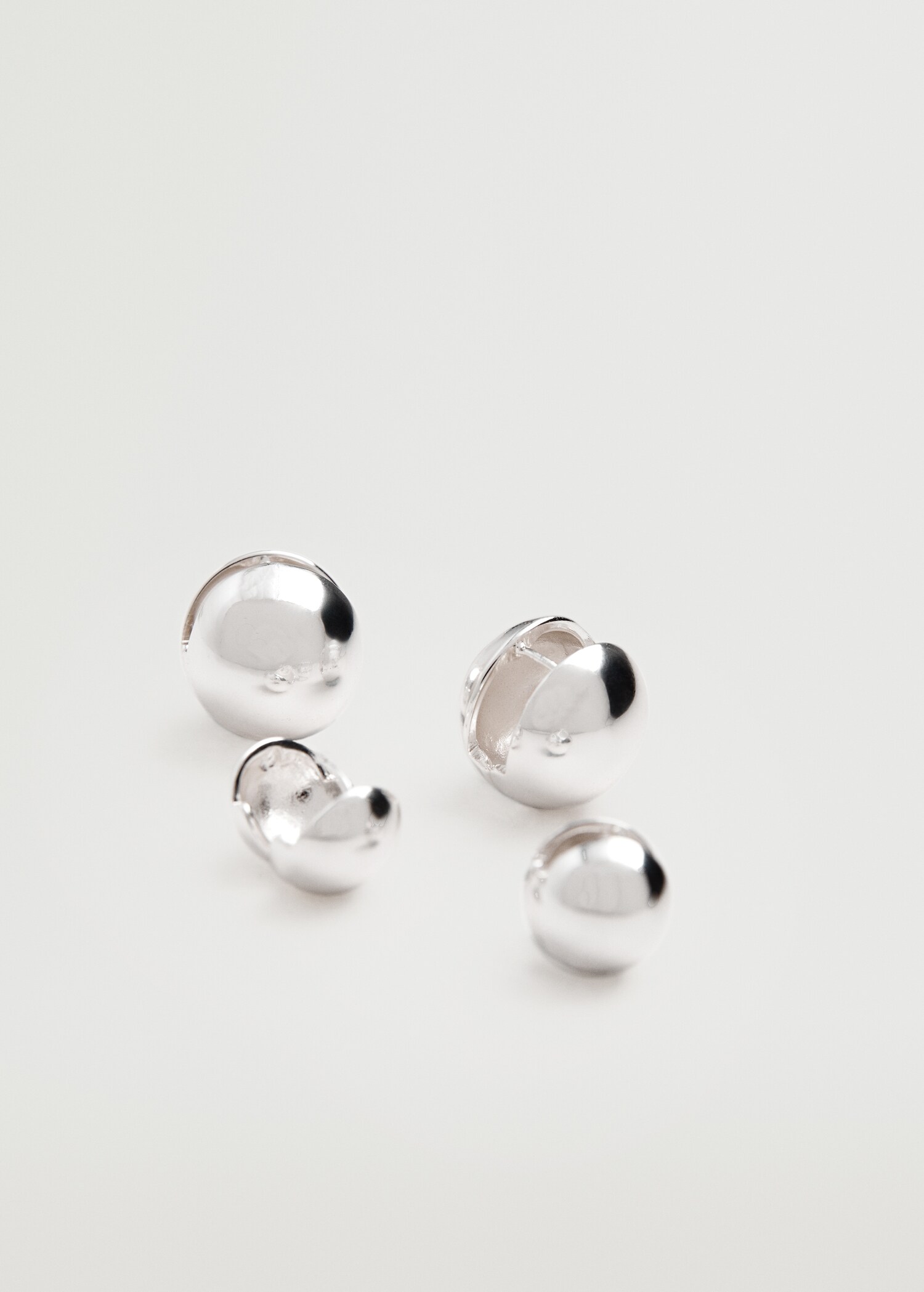 Metallic ball earrings - Medium plane