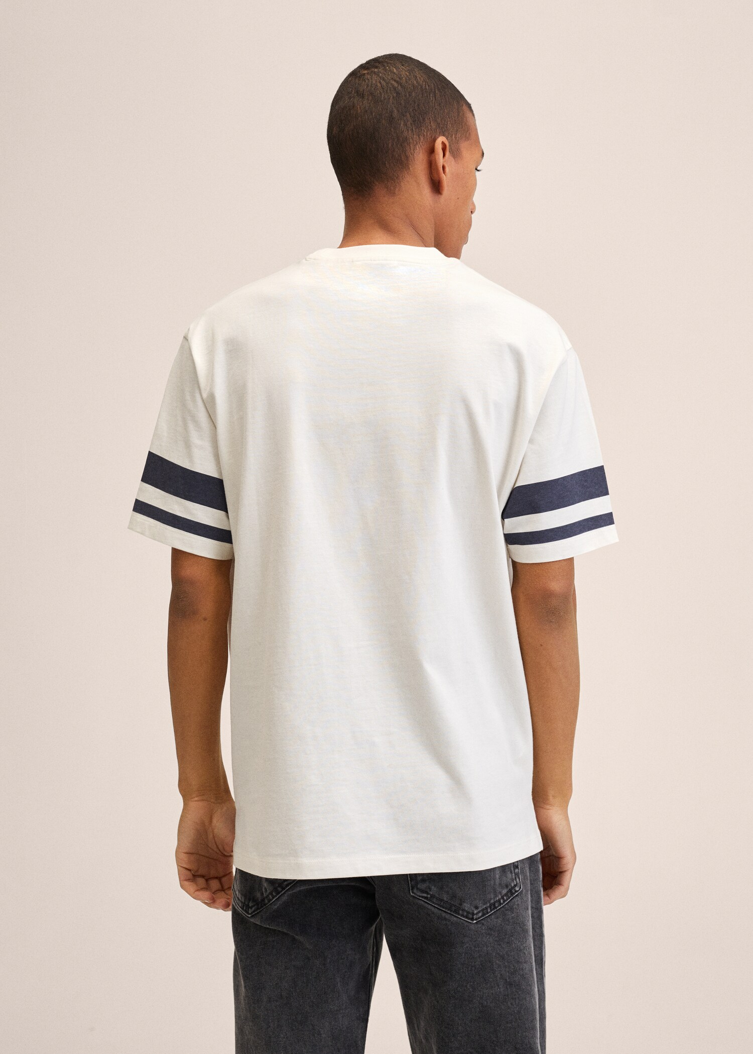 Cotton varsity t-shirt - Reverse of the article