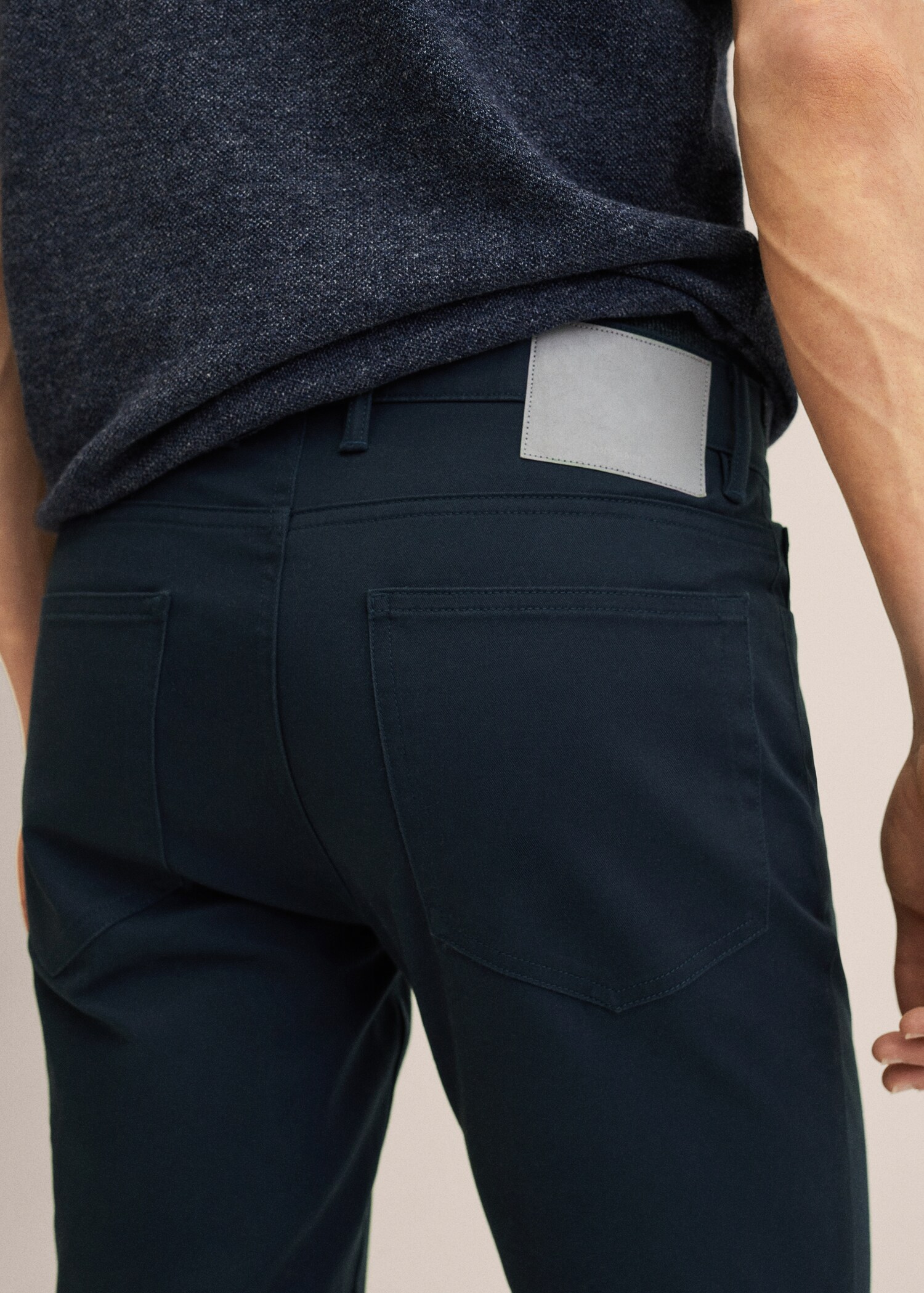 Keprové kalhoty džínového stylu slim fit - Zadní strana zboží