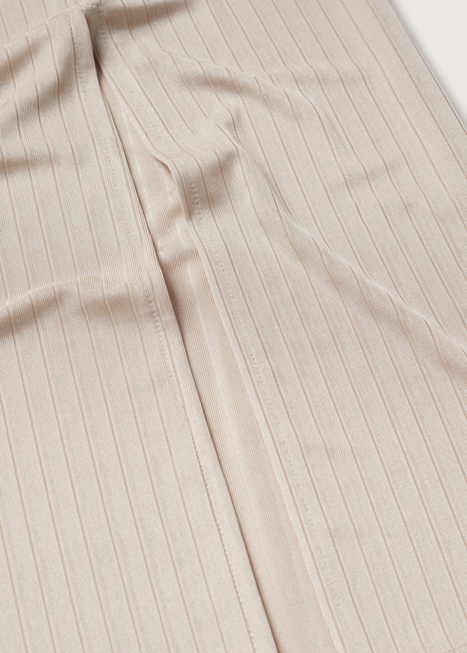 Slit knitted skirt - Details of the article 8