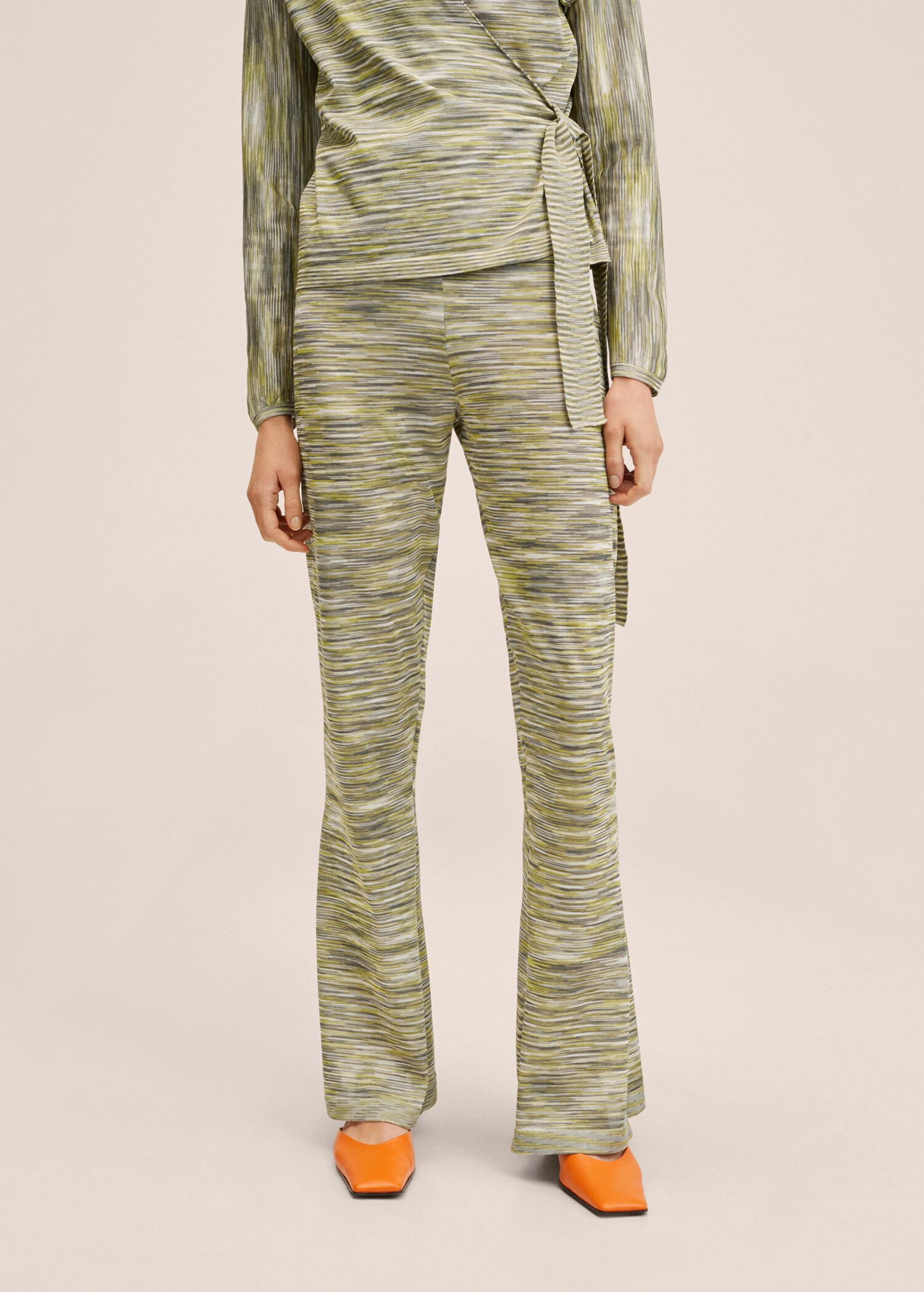 Pantalón wideleg estampado - Plano medio