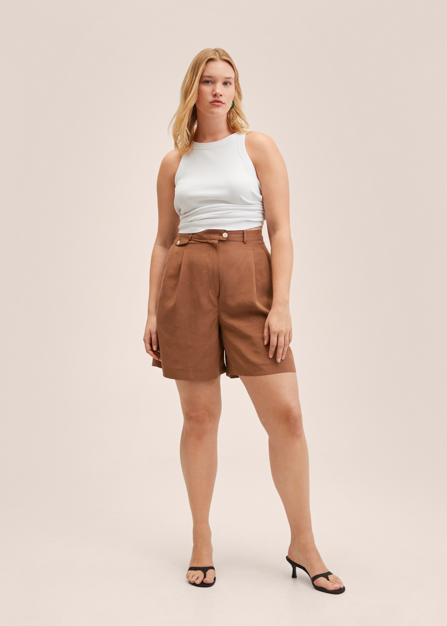 Lyocell shorts with buttons - Details of the article 4