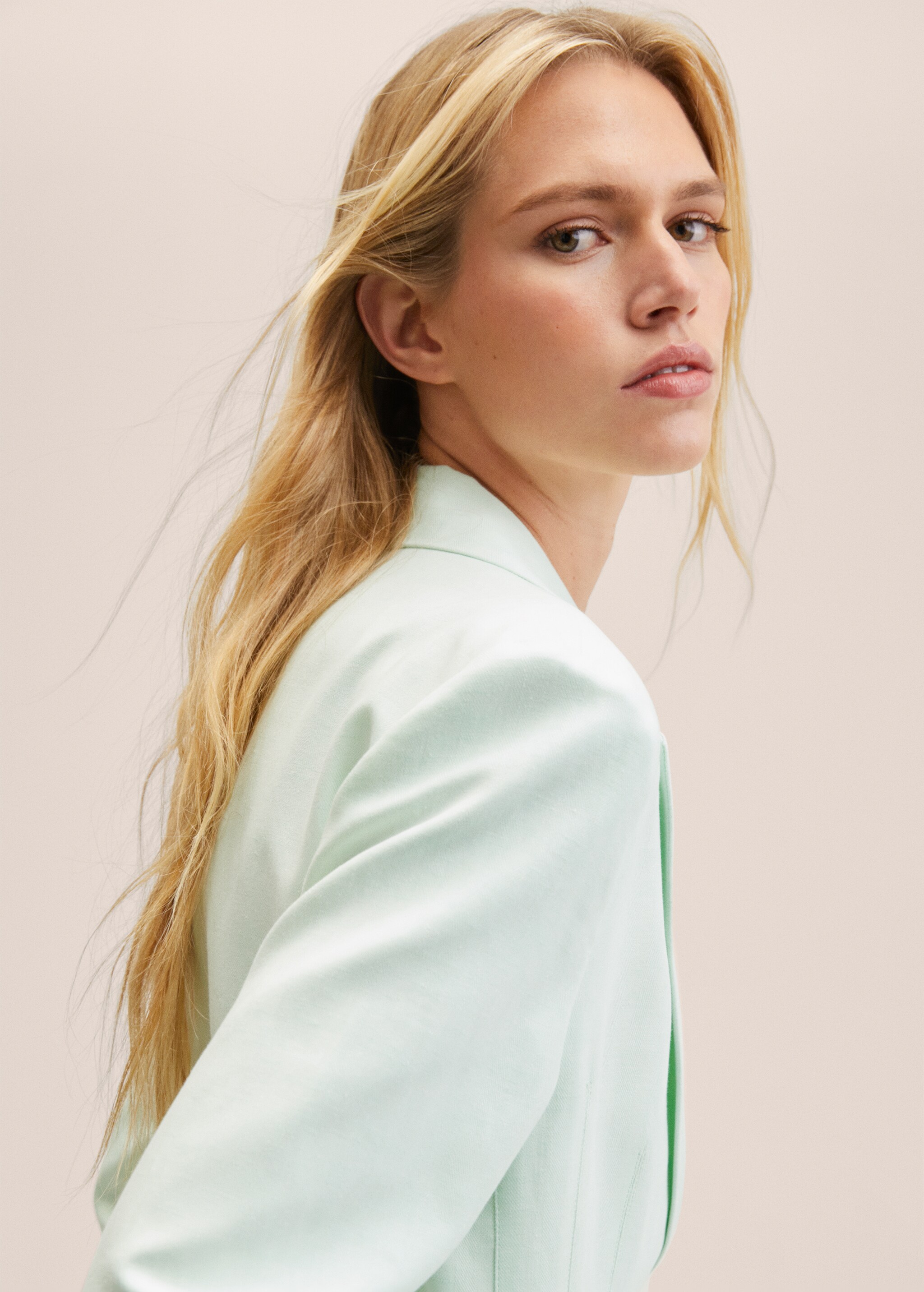 Structured linen jacket - Details of the article 1
