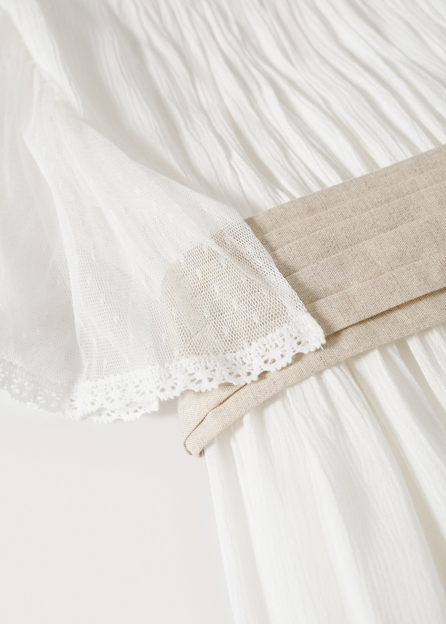 Bow gown - Details of the article 8