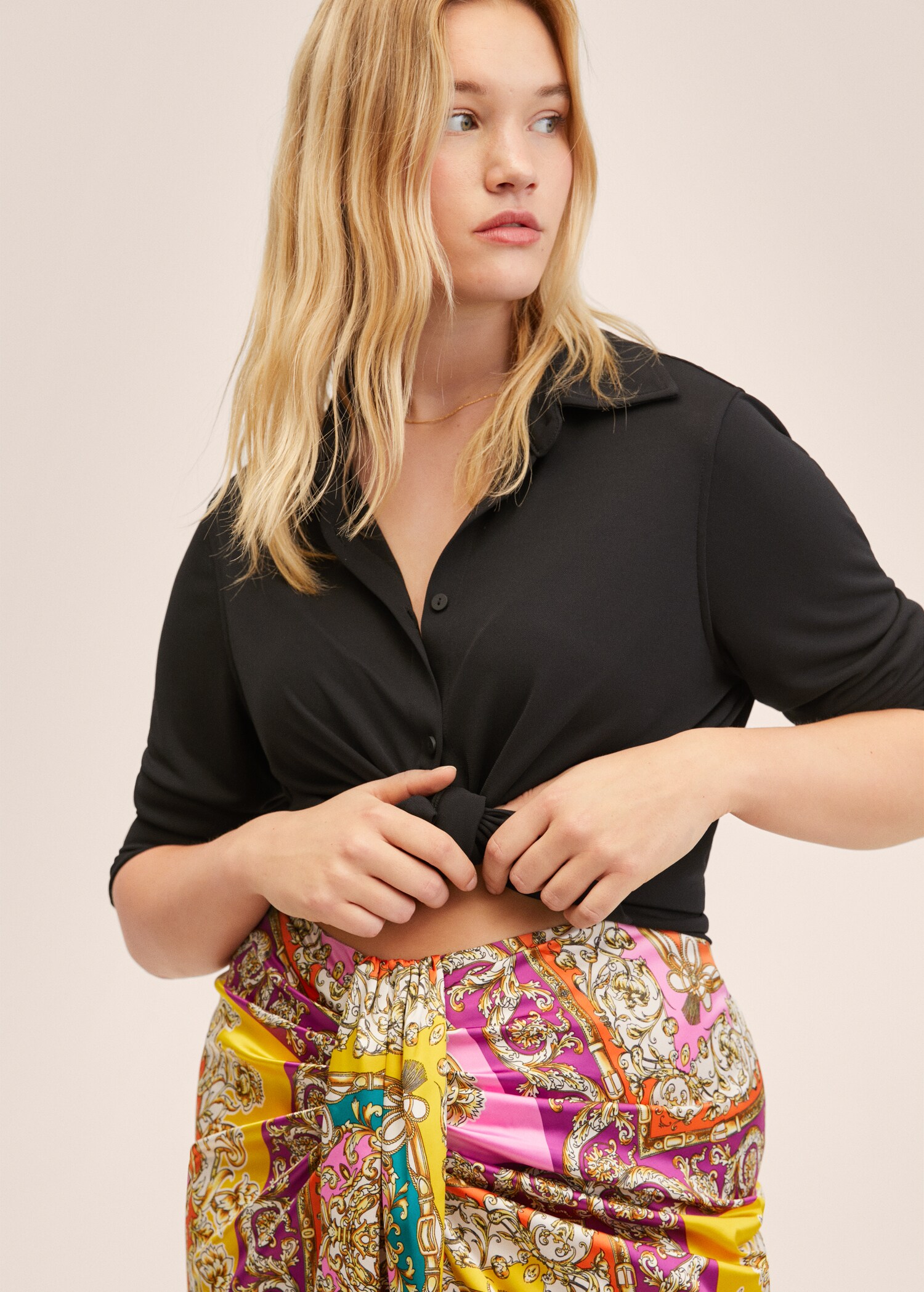 Drapierter Satin-Rock - Detail des Artikels 4