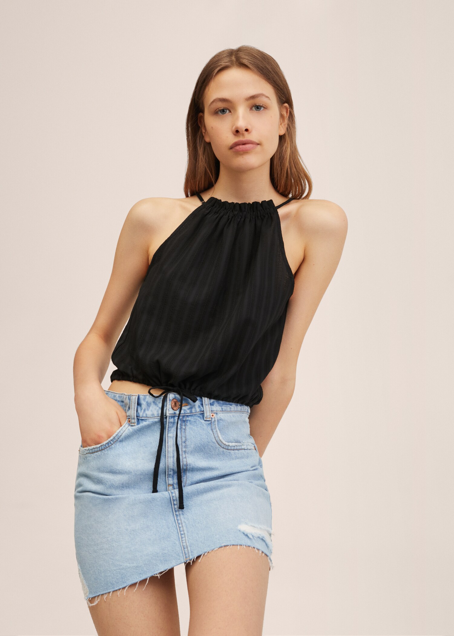 Textured halter top - Details of the article 1