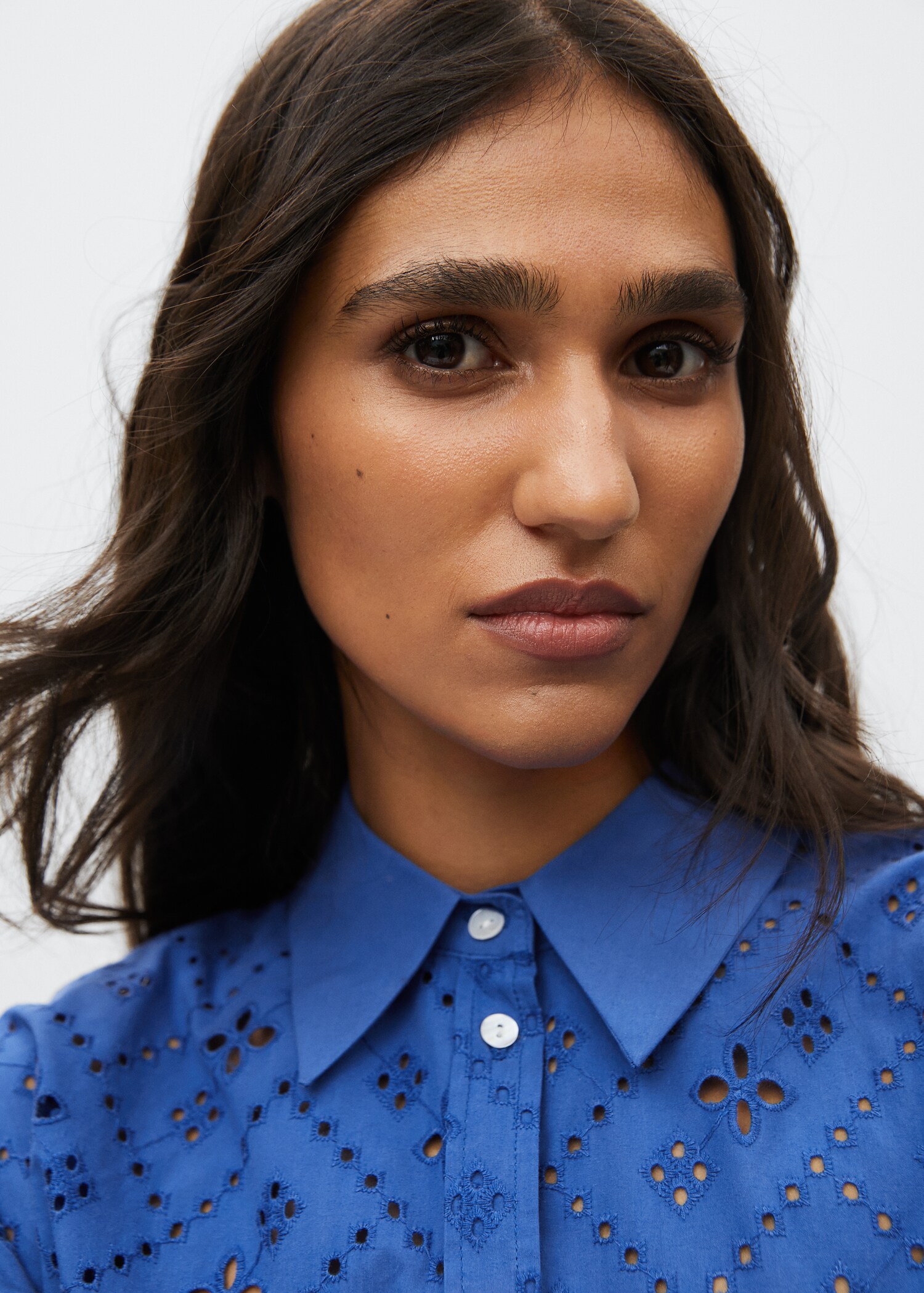 Swiss embroidery shirt - Details of the article 1