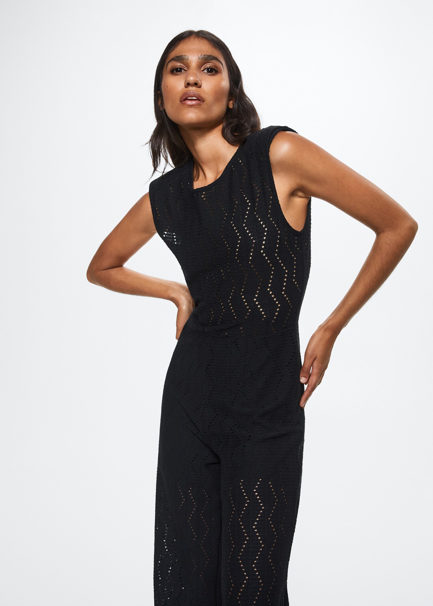 Openwork knitted jumpsuit - Medium plane
