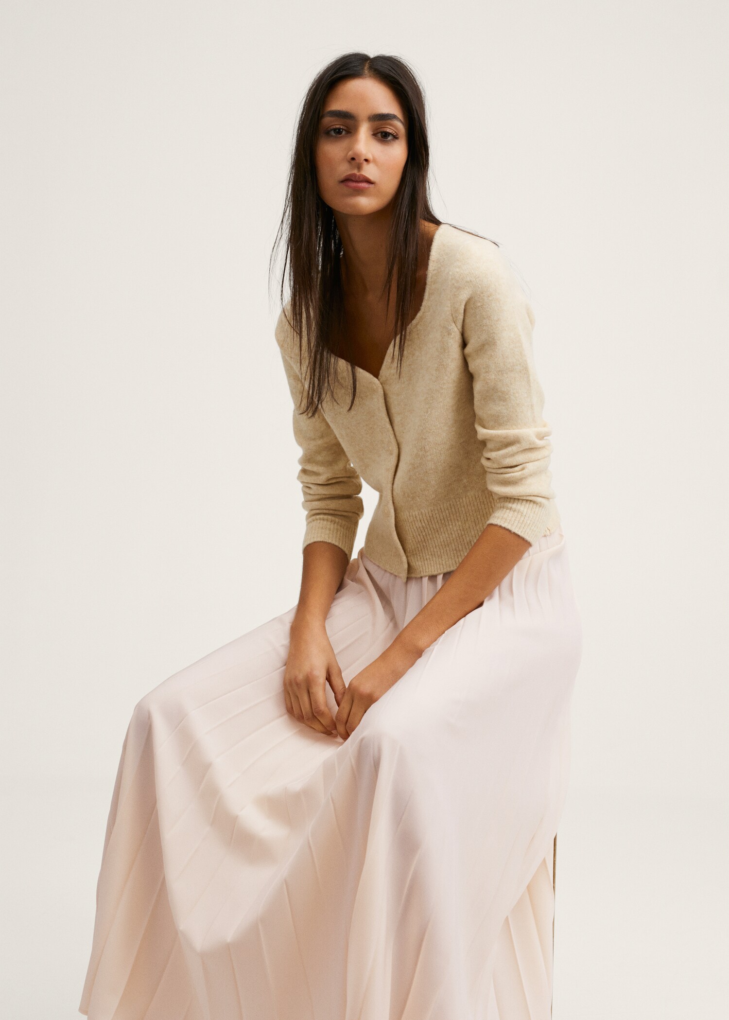 Pleated long skirt - Details of the article 2