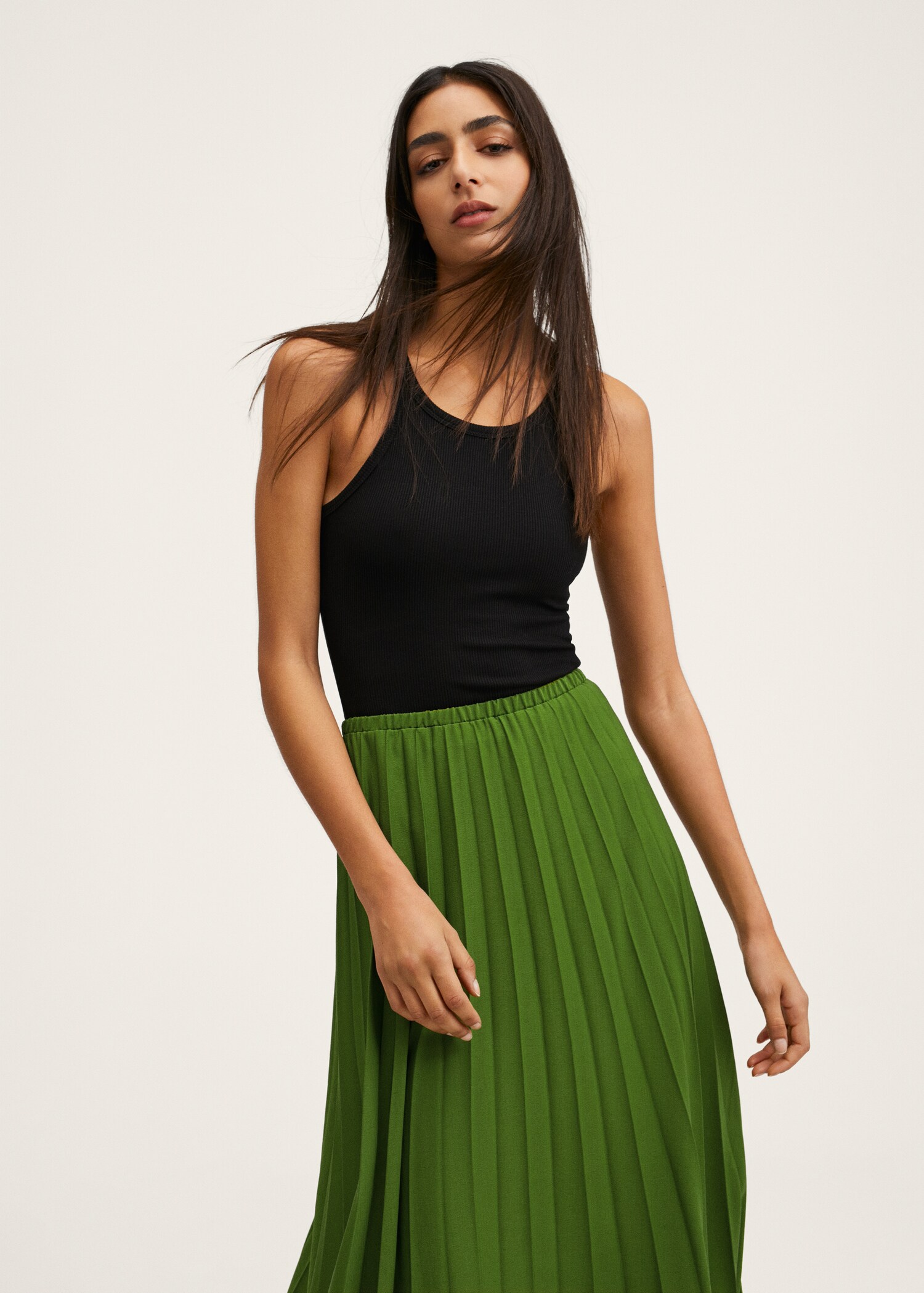 Pleated long skirt - Details of the article 1