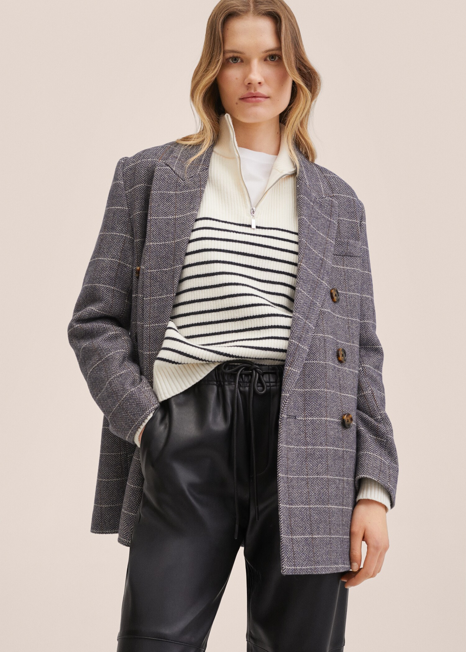 Leather-effect elastic waist trousers - Details of the article 1