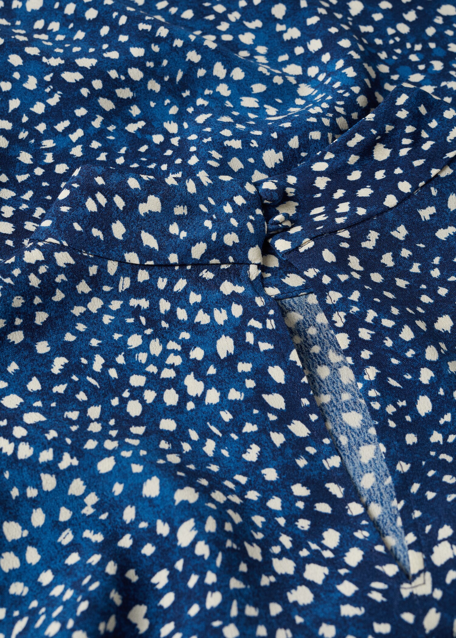 Blusa estampada cuello perkins - Detalle del artículo 8