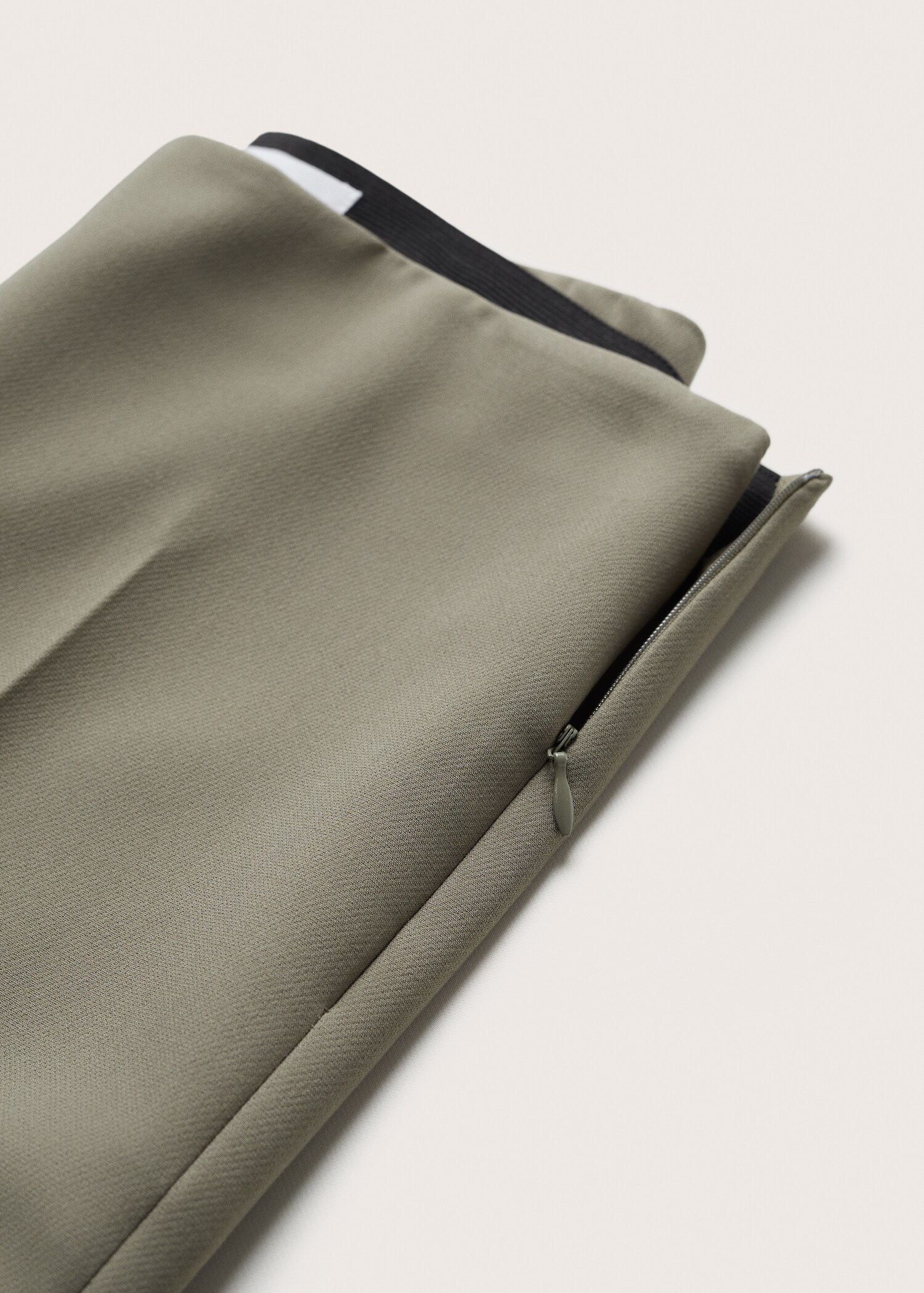 Pantalón flare crop - Detalle del artículo 8