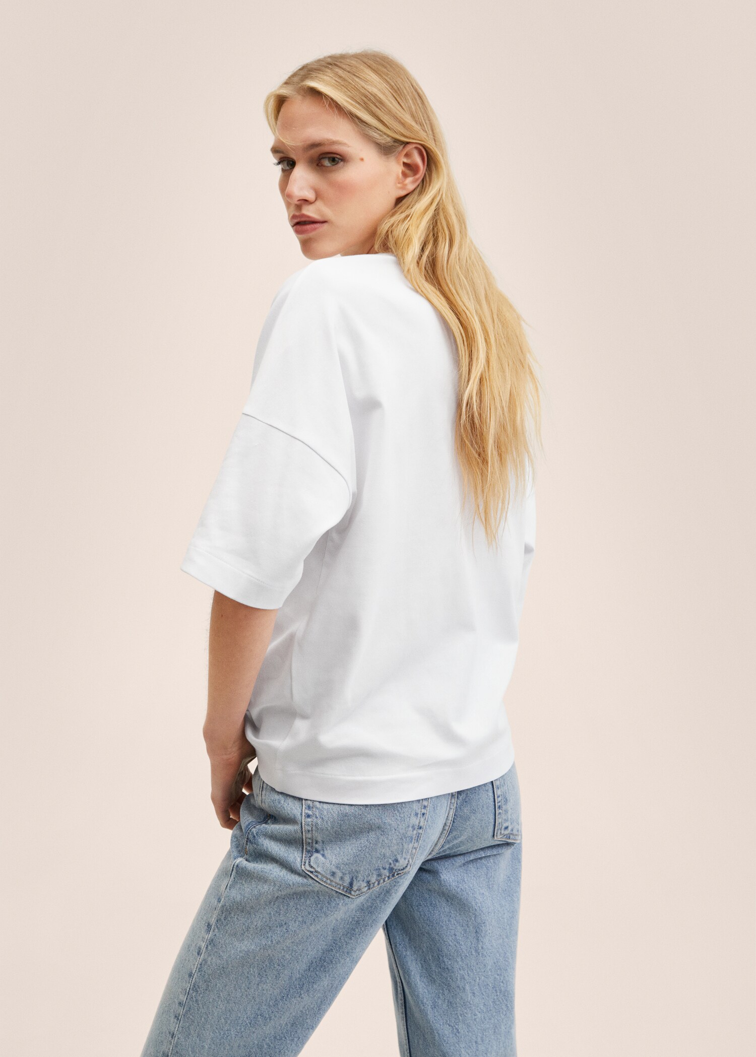 Premium oversized cotton t-shirt - Reverse of the article