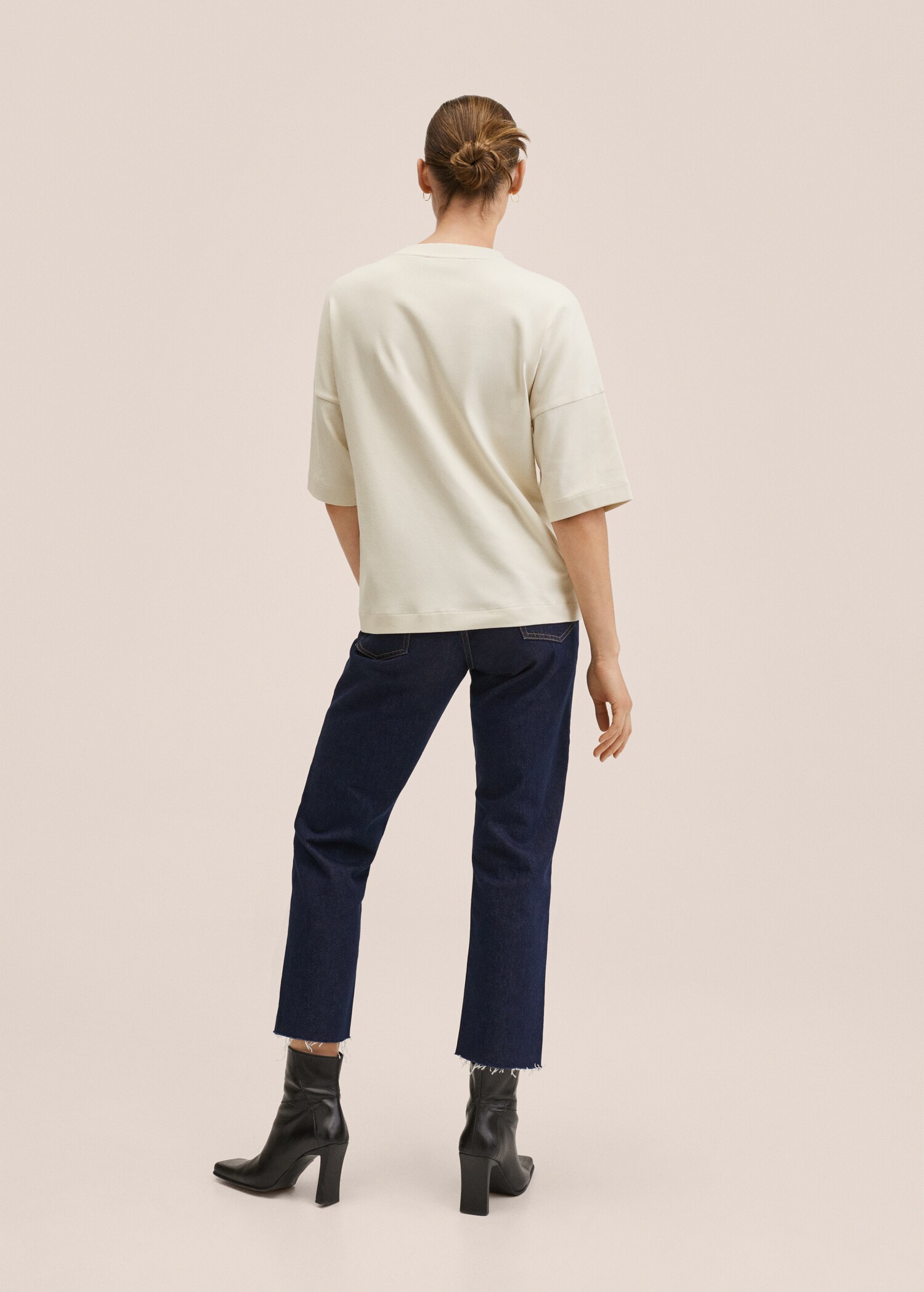 Premium oversized cotton t-shirt - Reverse of the article