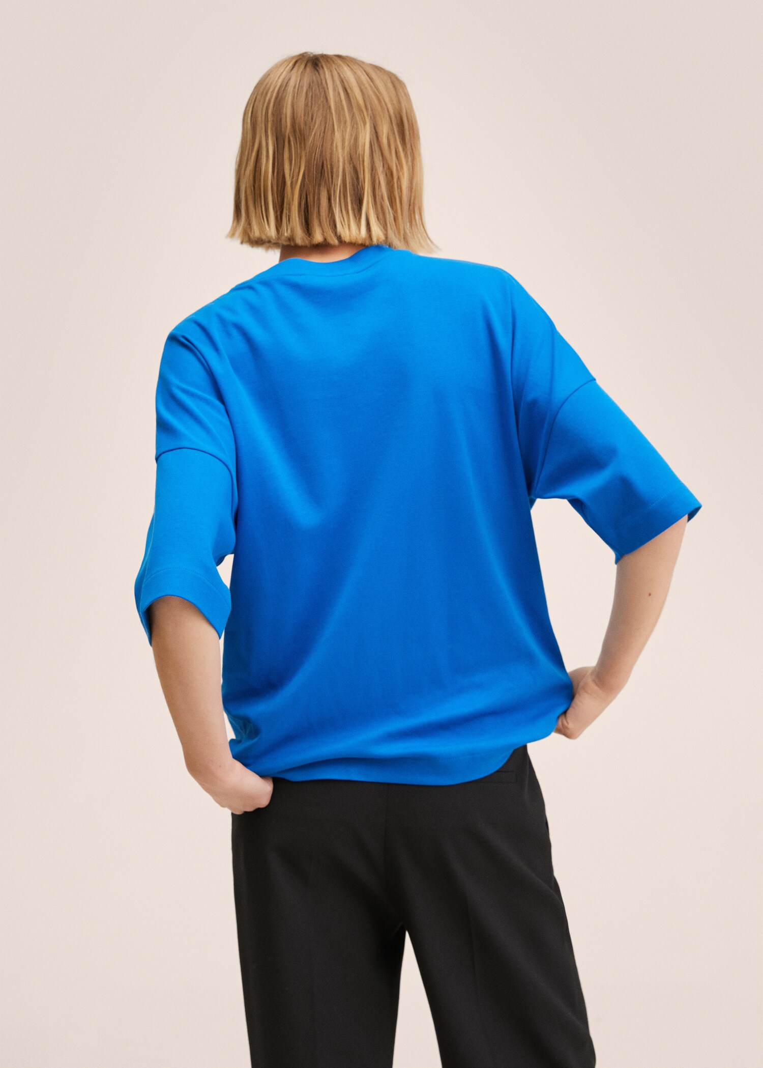 Premium oversized cotton t-shirt - Reverse of the article