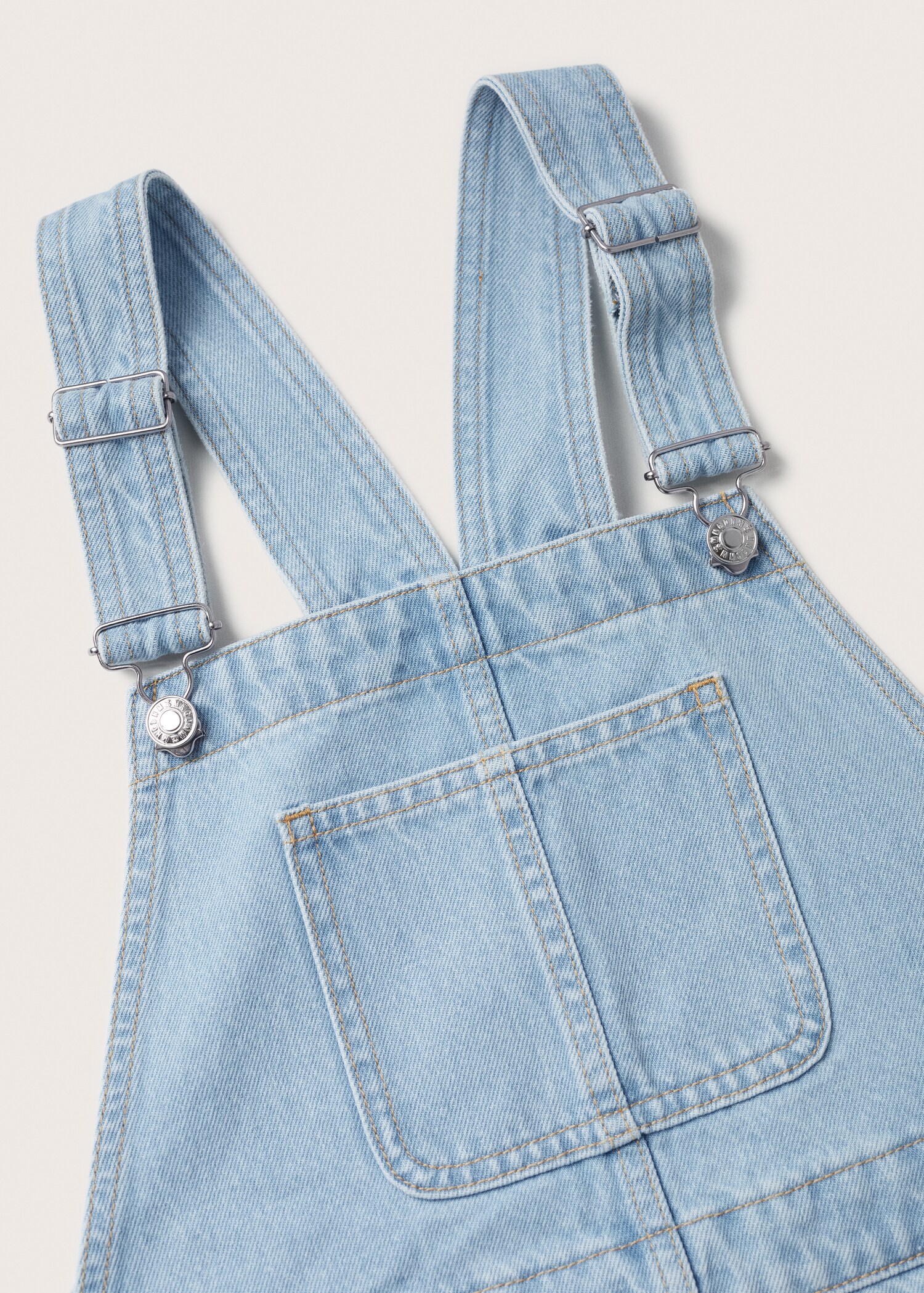Short denim pinafore - Details of the article 8