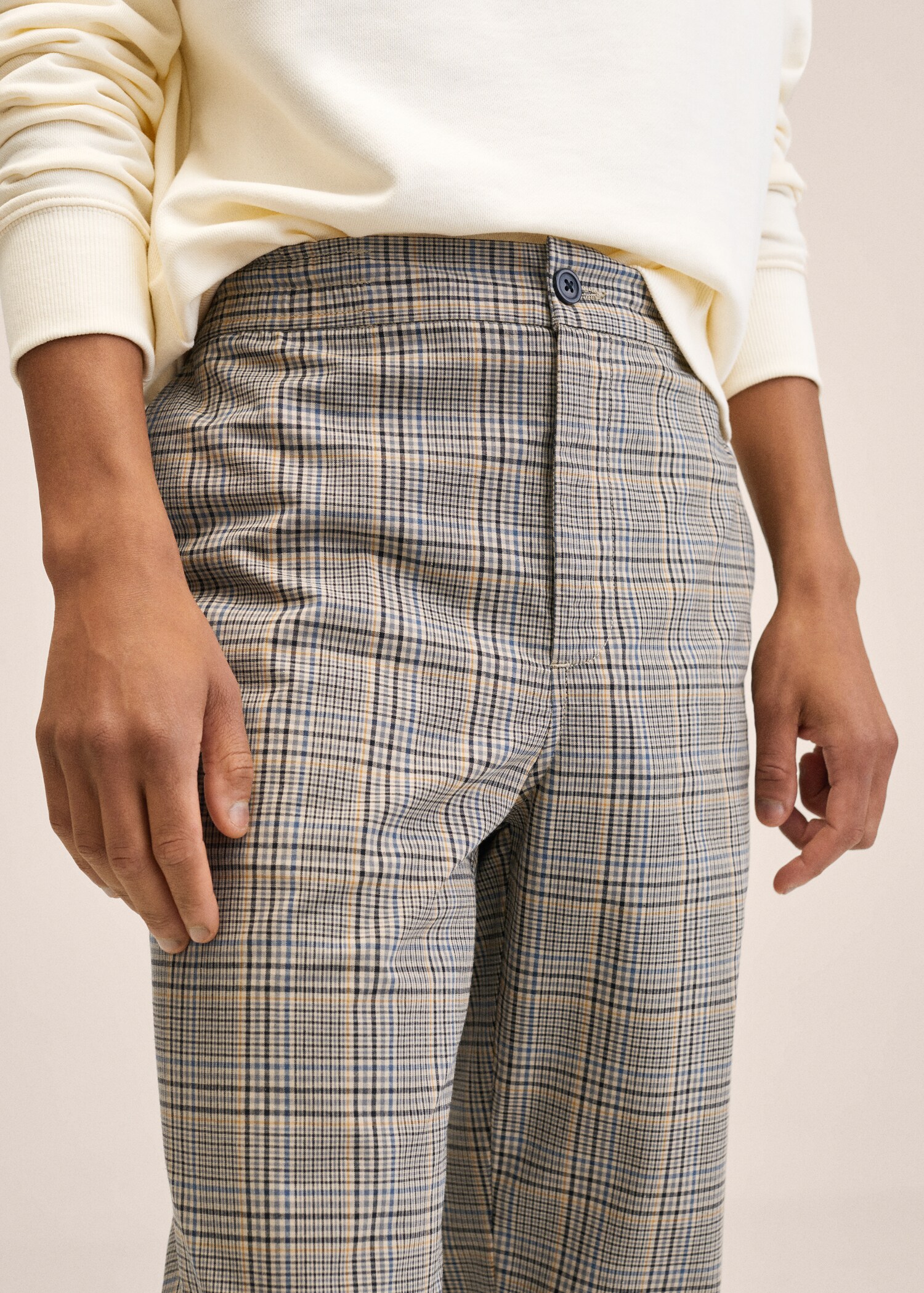 Pantalons slim fit quadres - Detall de l'article 1