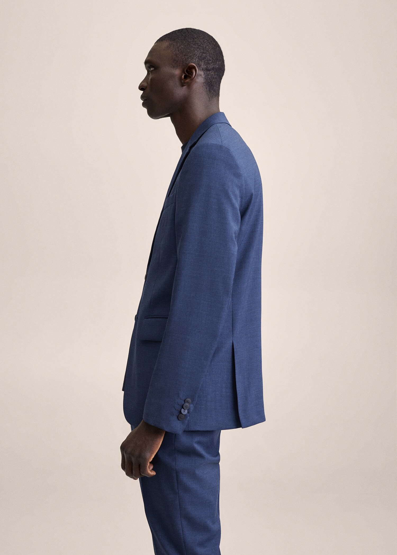 Slim Fit Anzugjacke aus Schurwolle - Detail des Artikels 1