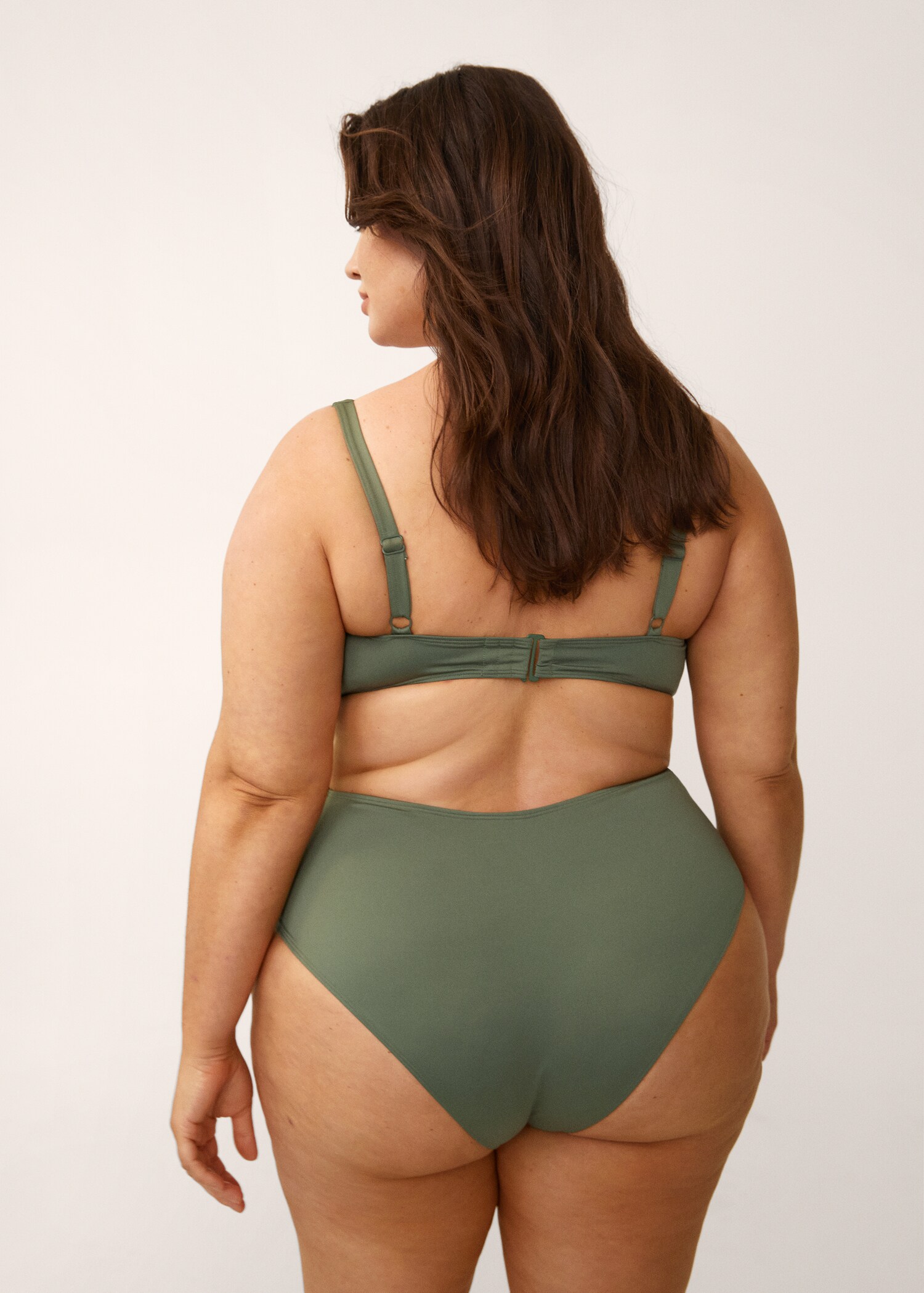 Draped bikini top - Reverse of the article