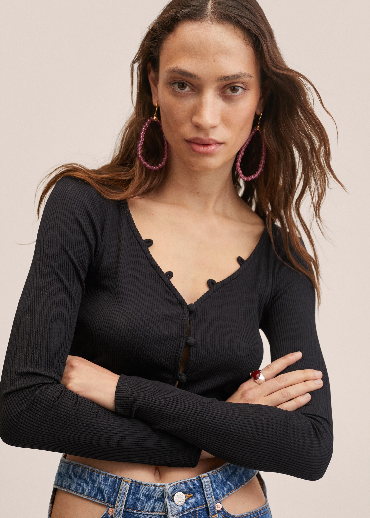 Geknöpfter Cardigan mit Rippstruktur - Detail des Artikels 1