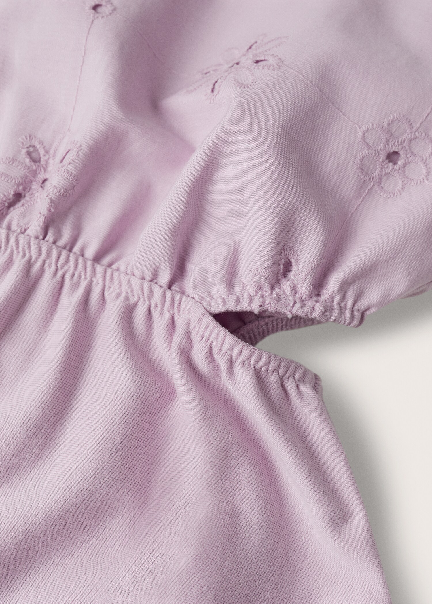 Embroidered dress with side slits - Details of the article 8