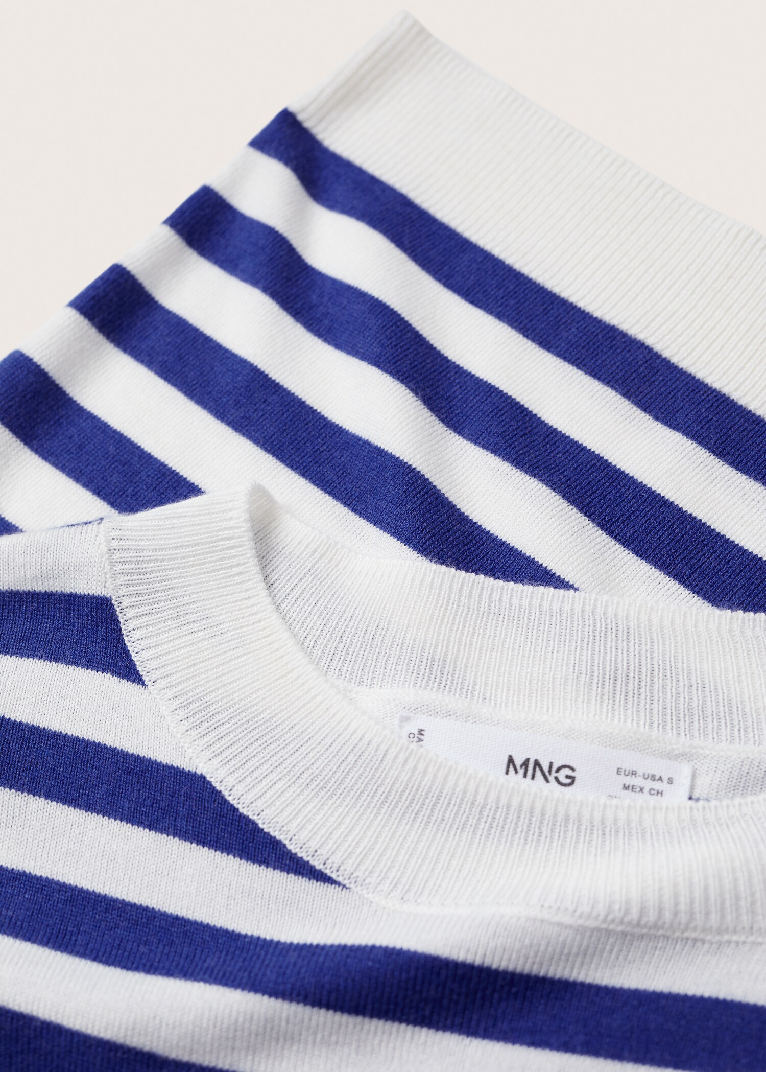 T-shirt en maille fine - Détail de l'article 8