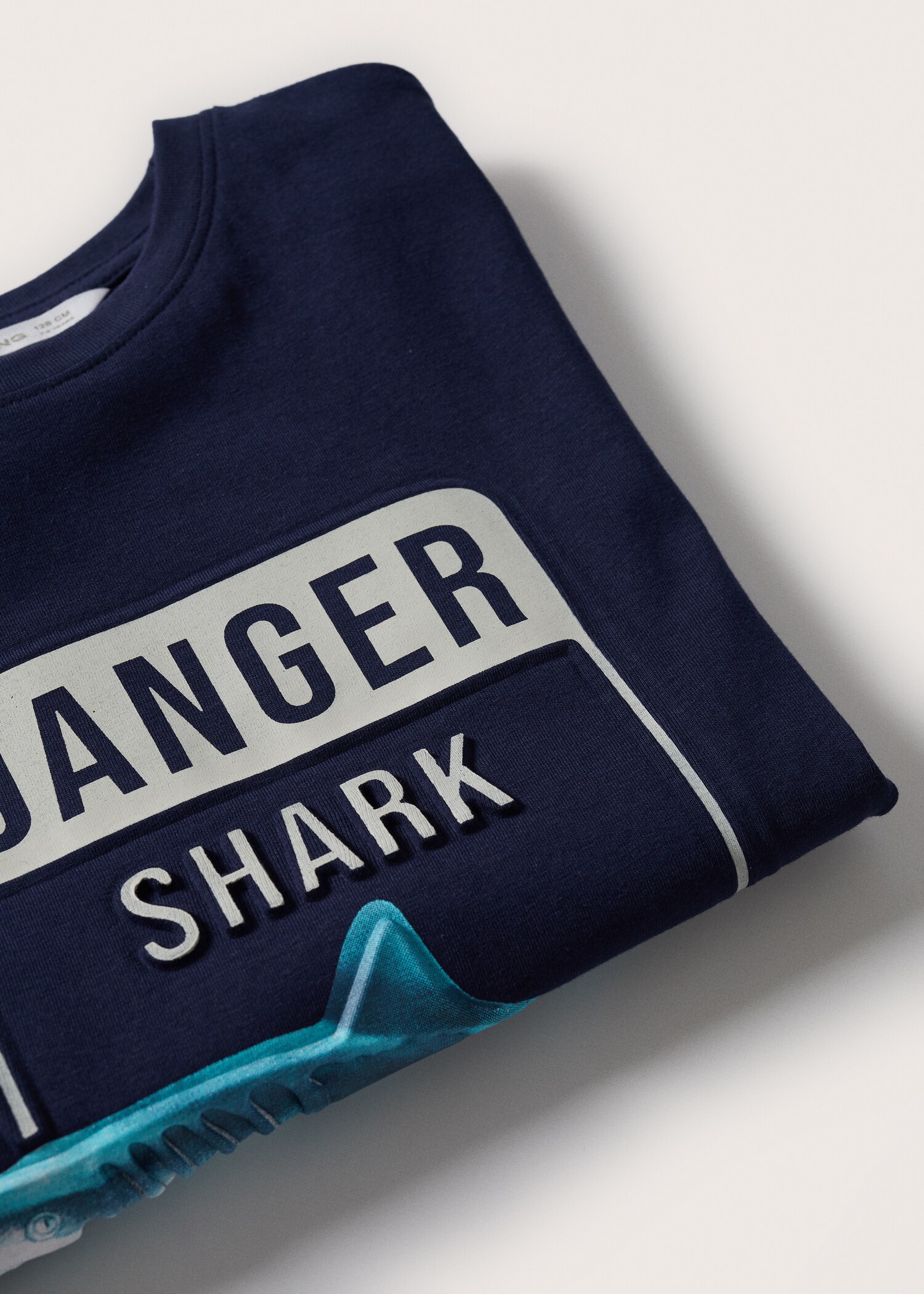 Embossed printed t-shirt - Details of the article 8
