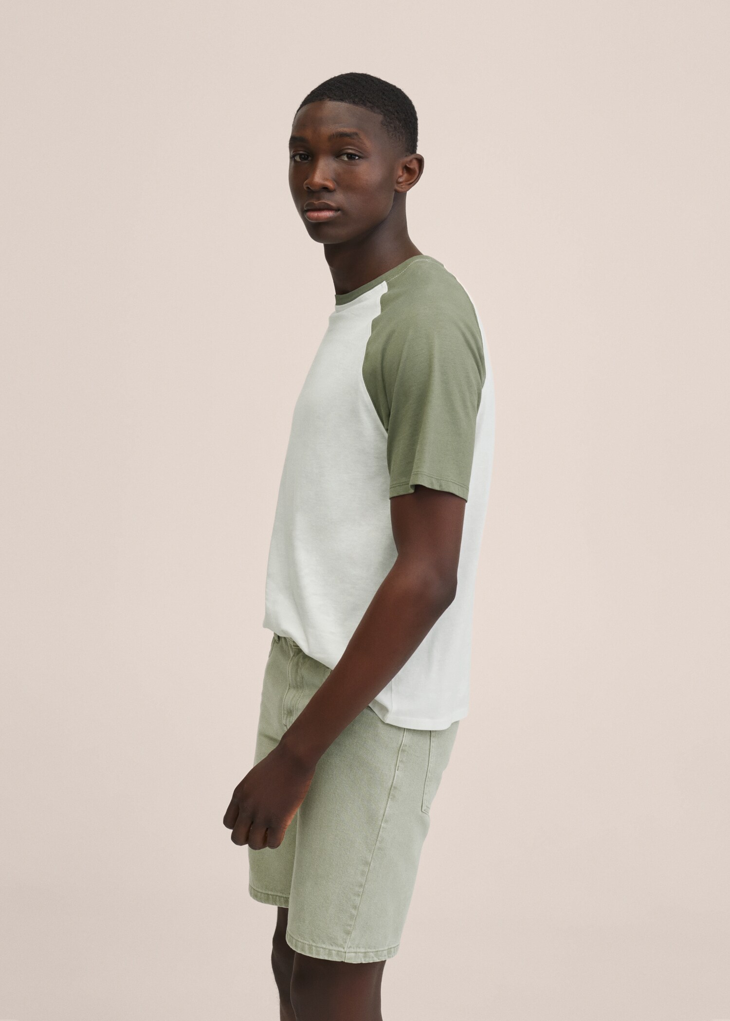 Light denim Bermuda shorts - Details of the article 2