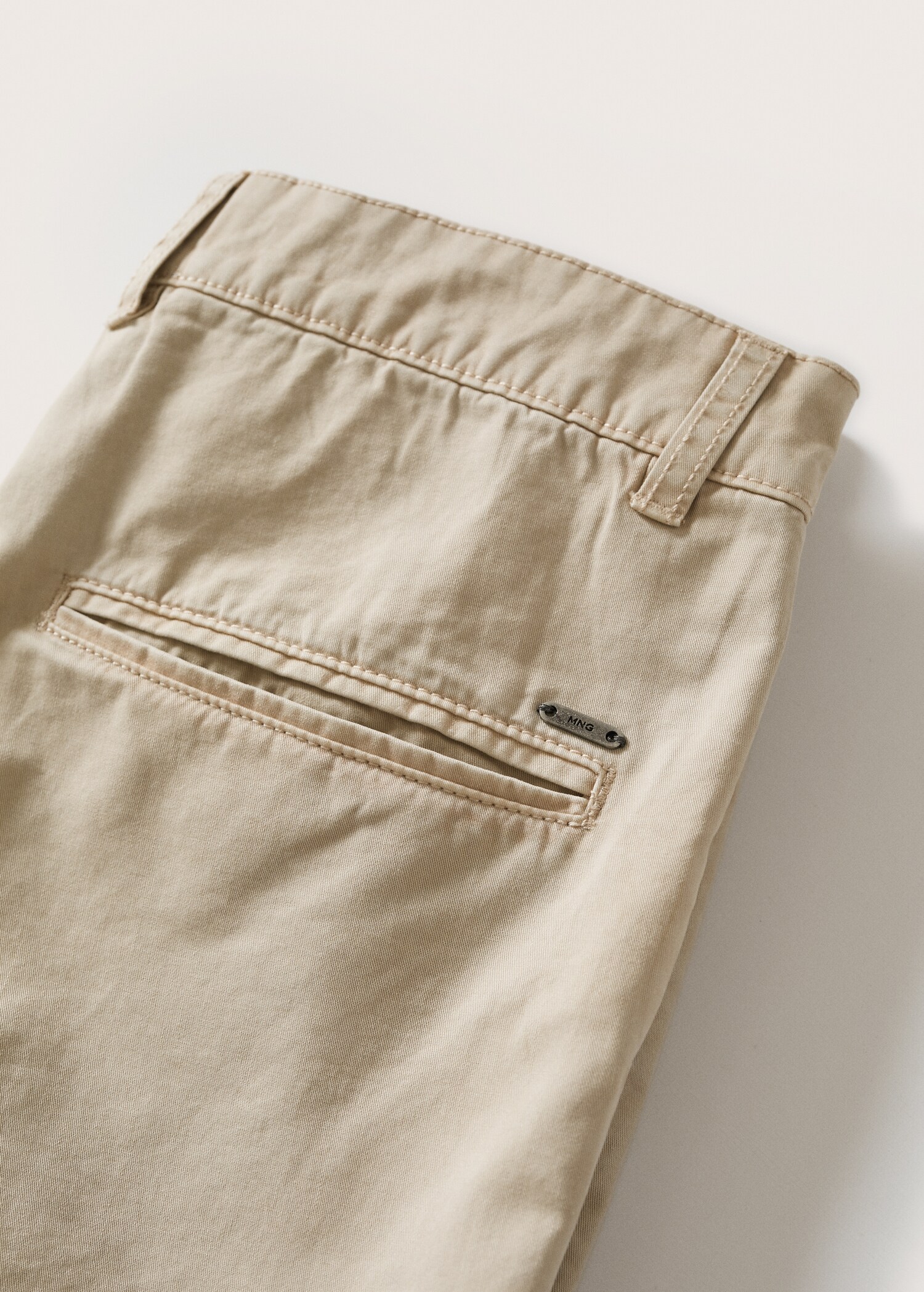 Bermudashorts i chinostil i bomull, slim-fit - Artikkeldetalj 8