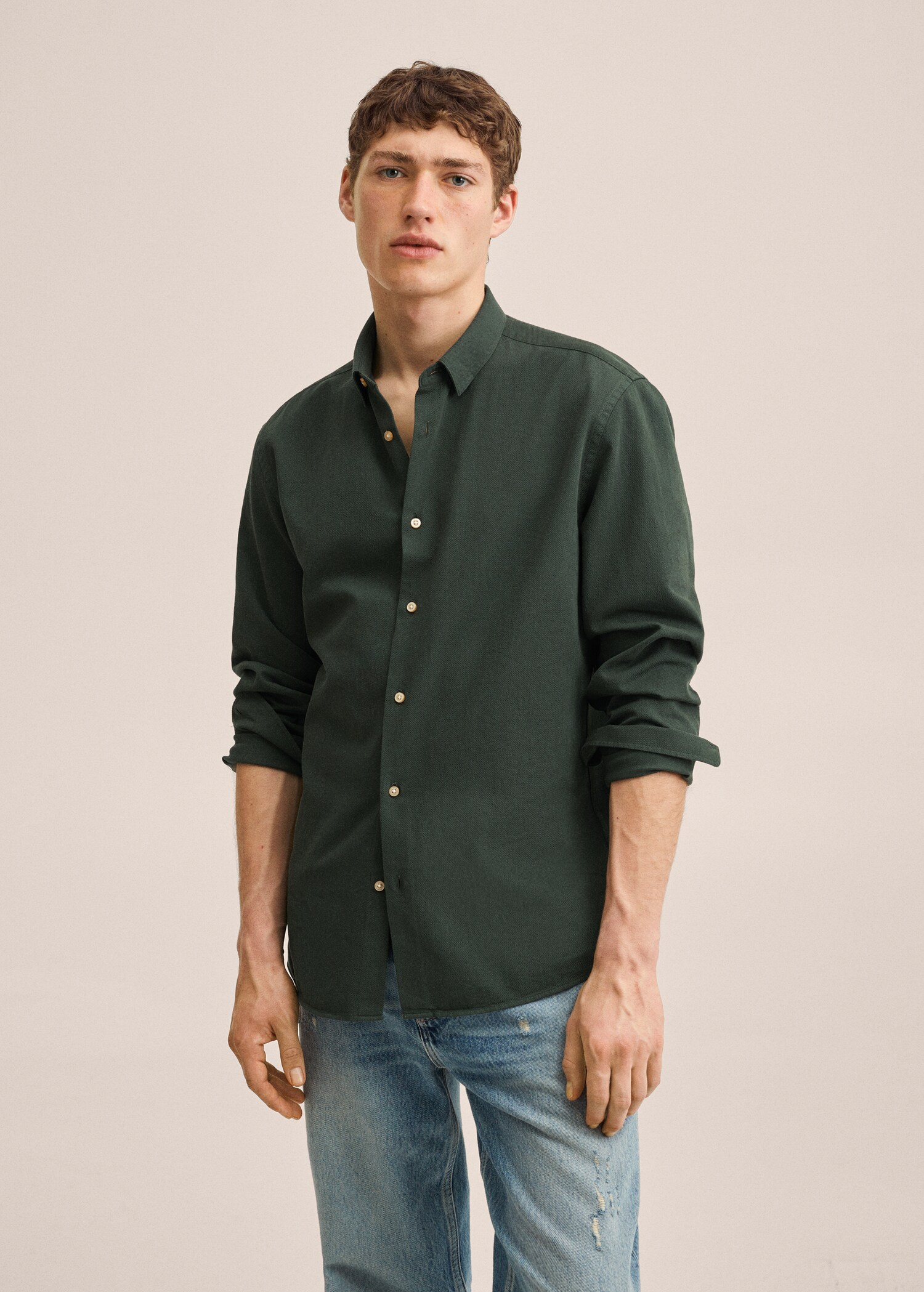 Bavlněná košile slim fit se strukturou - Náhled ve středové rovině