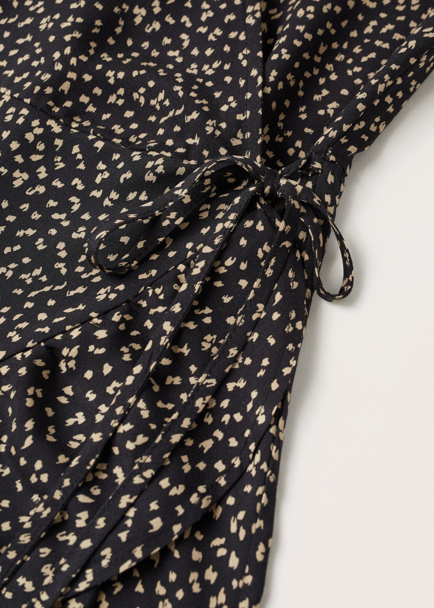 Flowy printed dress - Details of the article 8