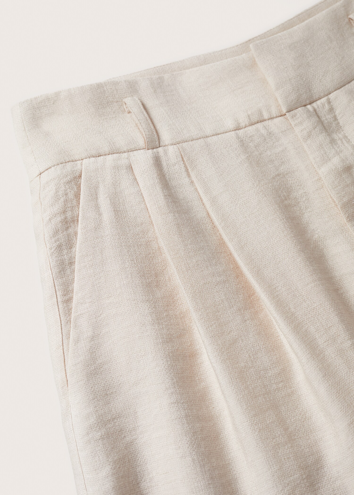 Shorts with darts detail - Details of the article 8