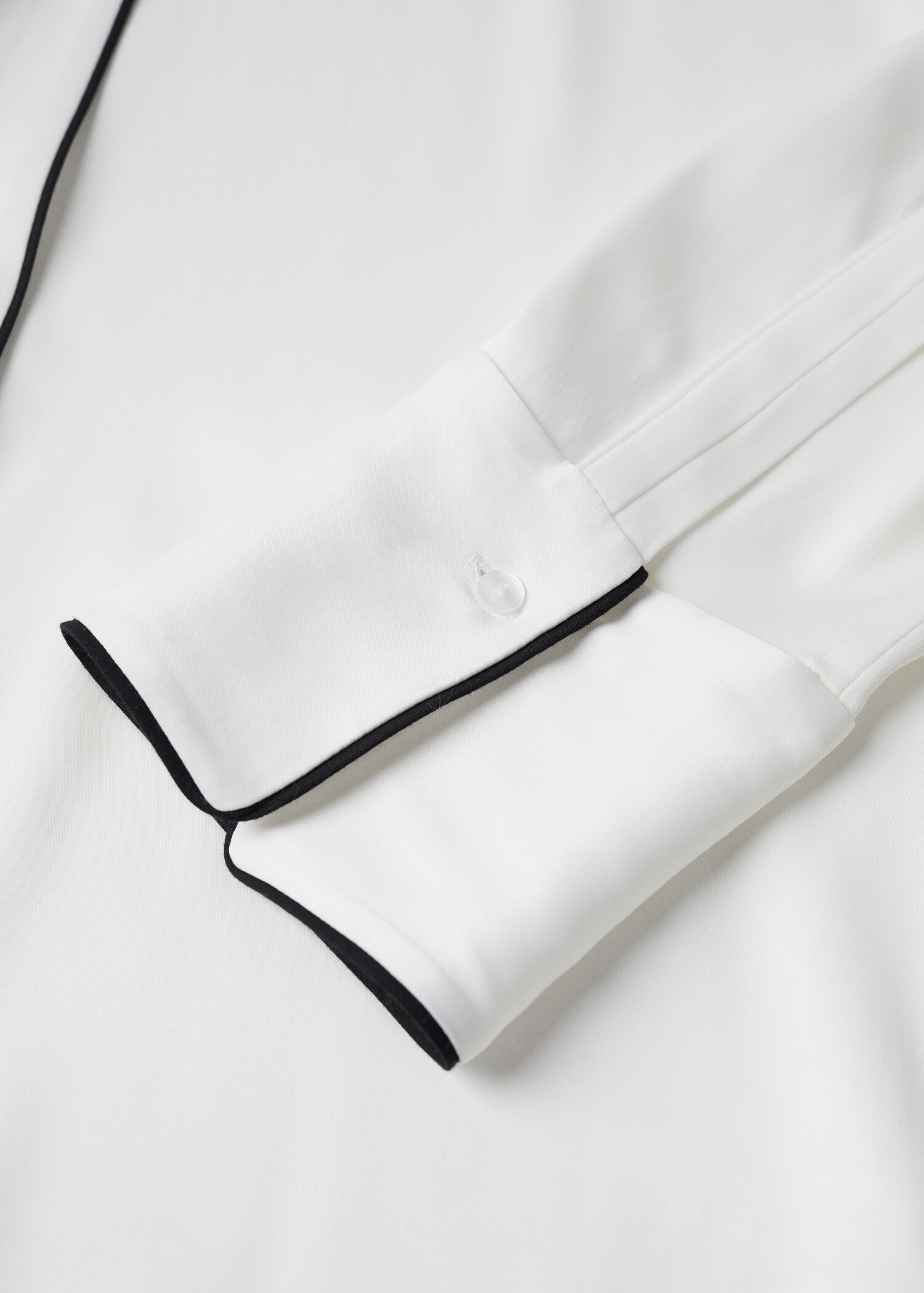 Satin shirt - Details of the article 8