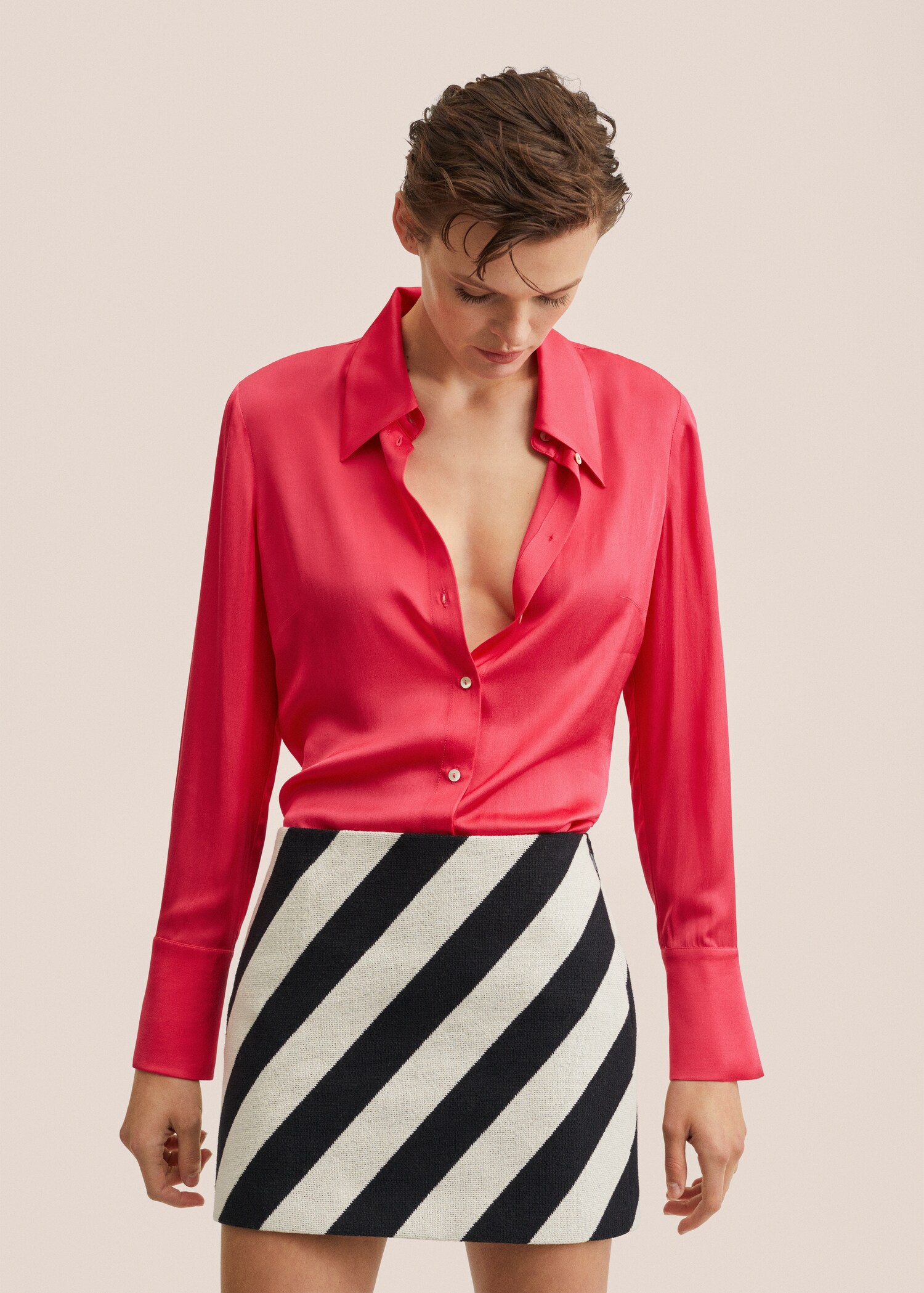 Camisa fluida satinada - Plano medio