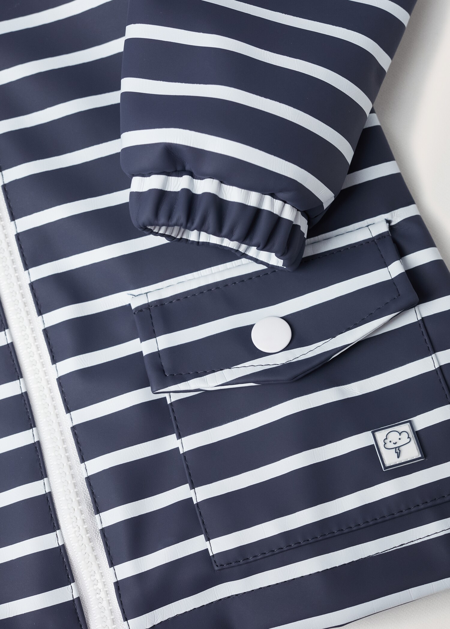 Striped waterproof parka - Details of the article 9