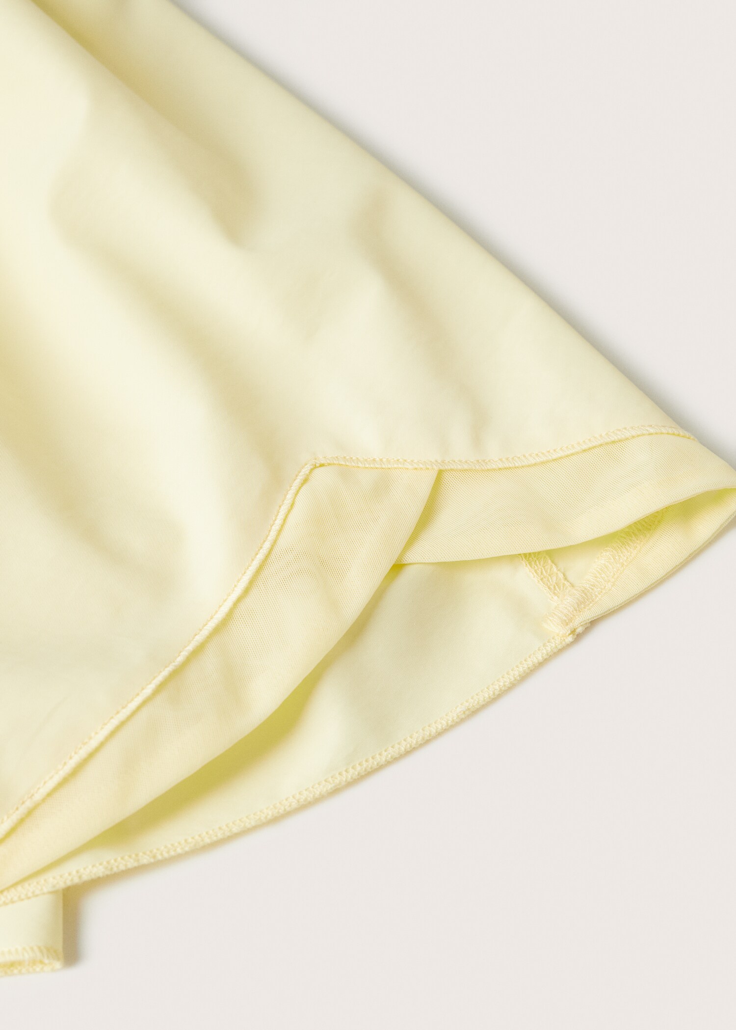 Sporty shorts - Details of the article 8