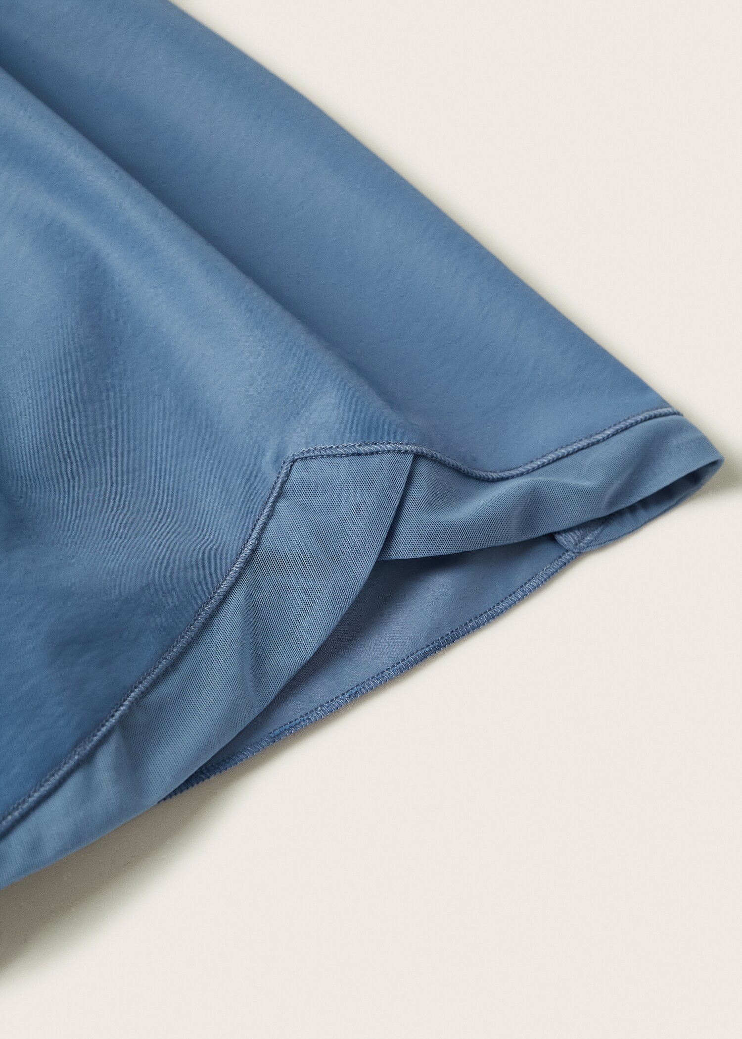 Sporty shorts - Details of the article 8