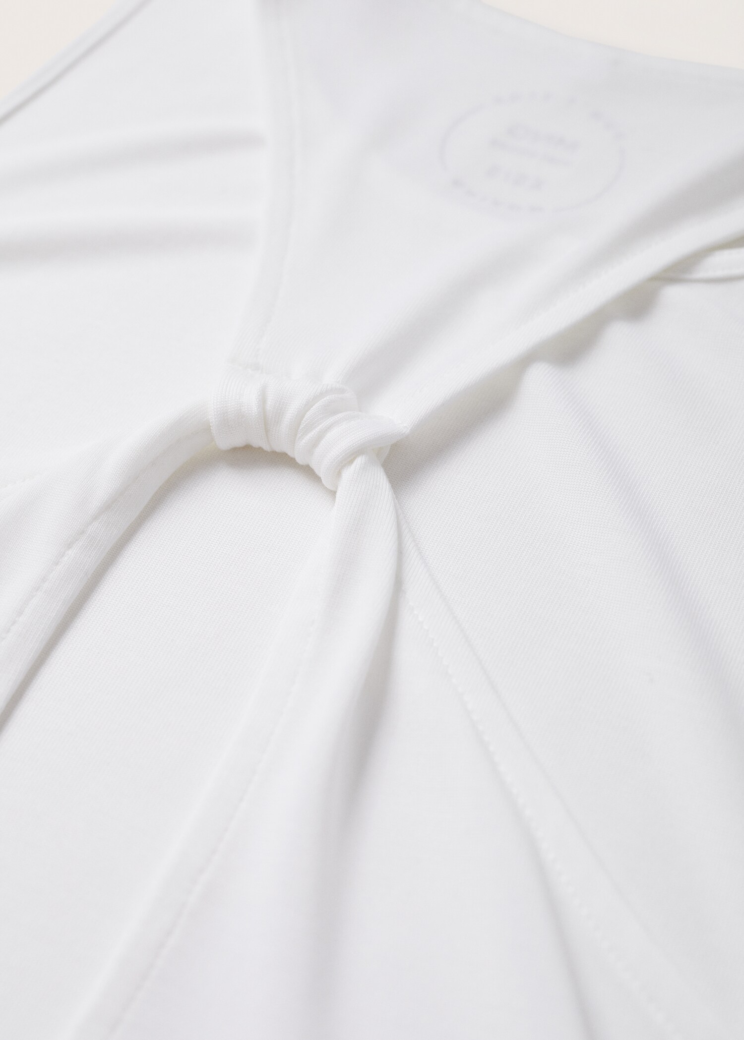 Back knot modal t-shirt - Details of the article 8