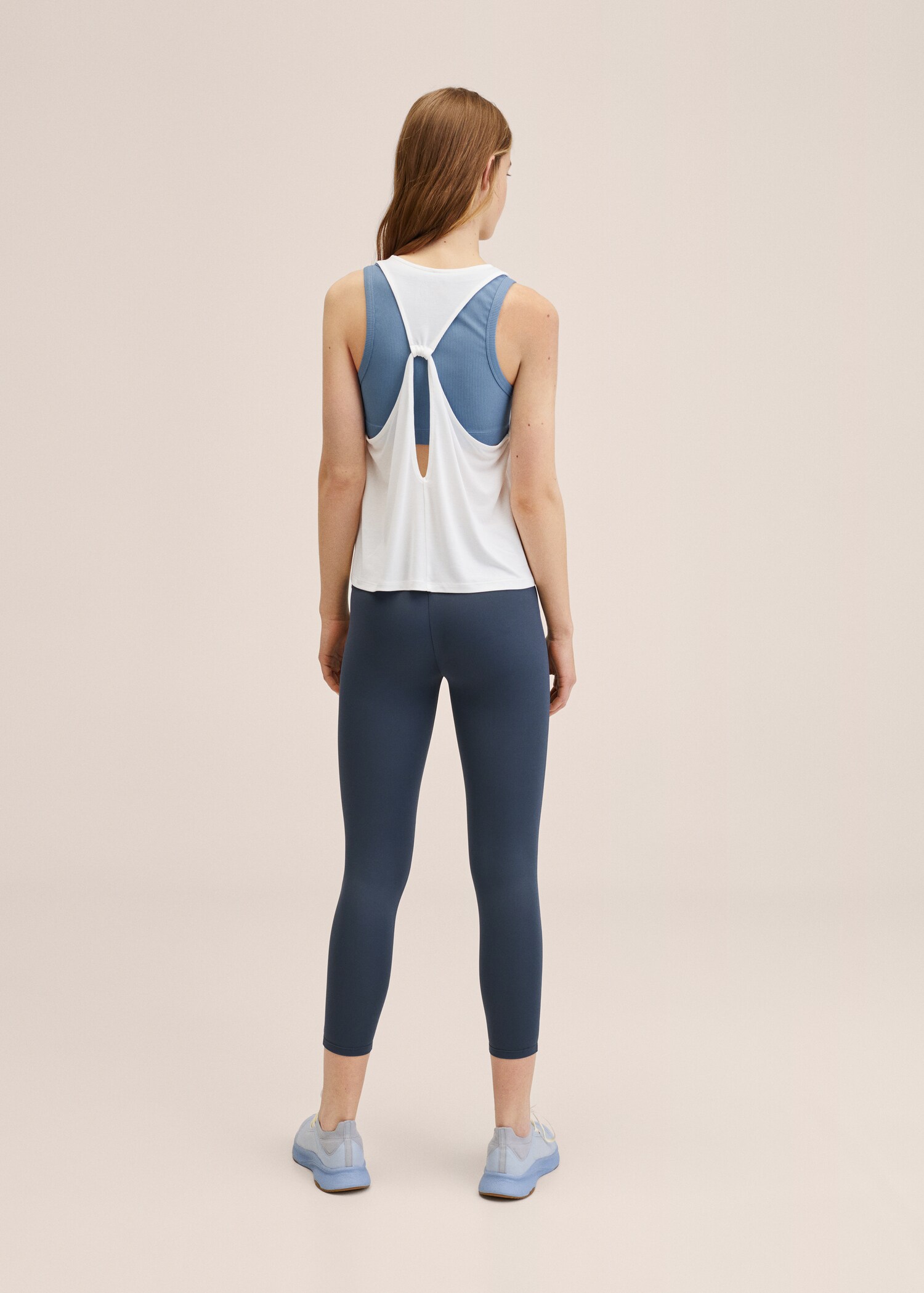 Back knot modal t-shirt - Reverse of the article